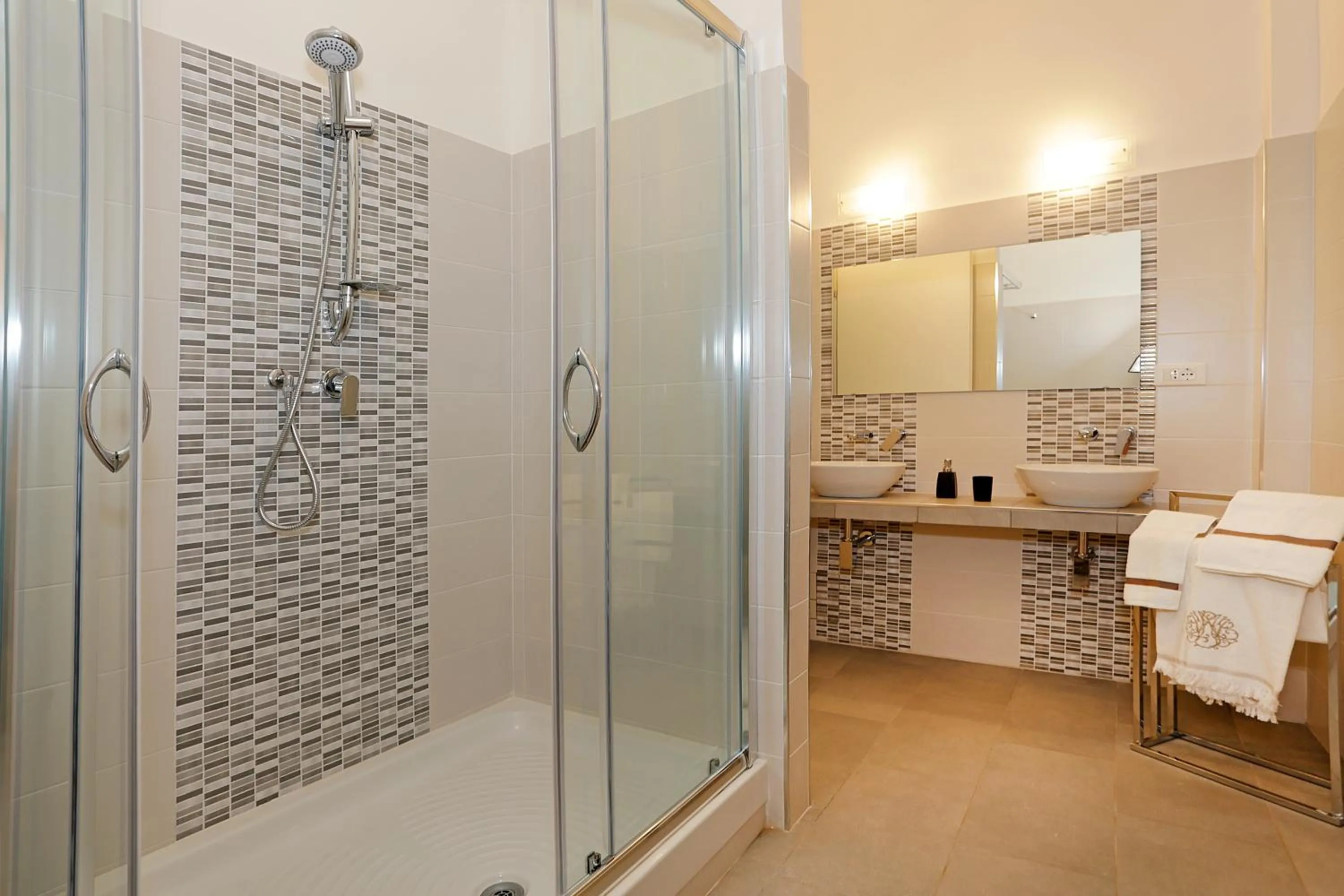 Bathroom in San Vito Suites