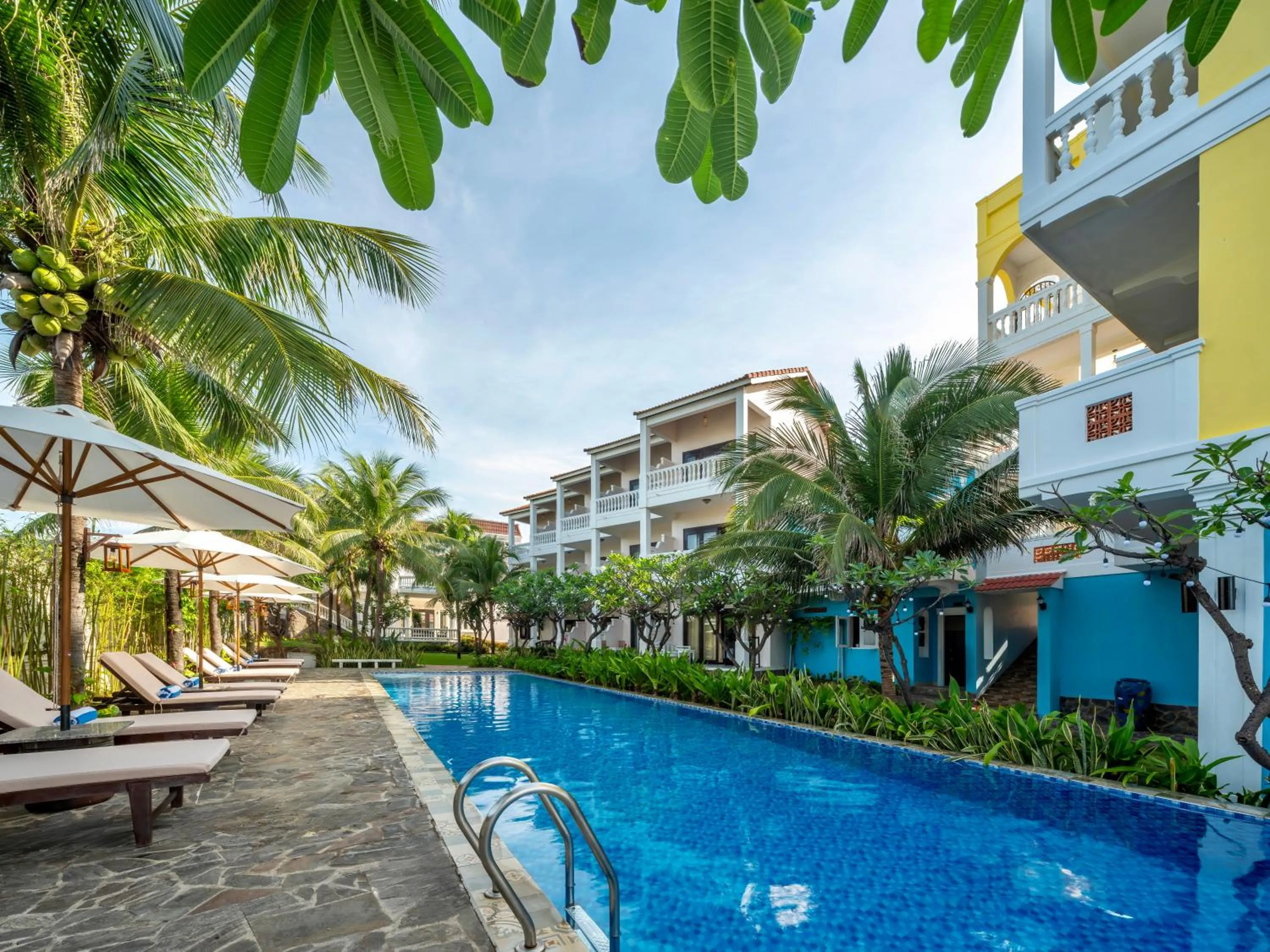 Swimming pool in Grace Boutique Resort