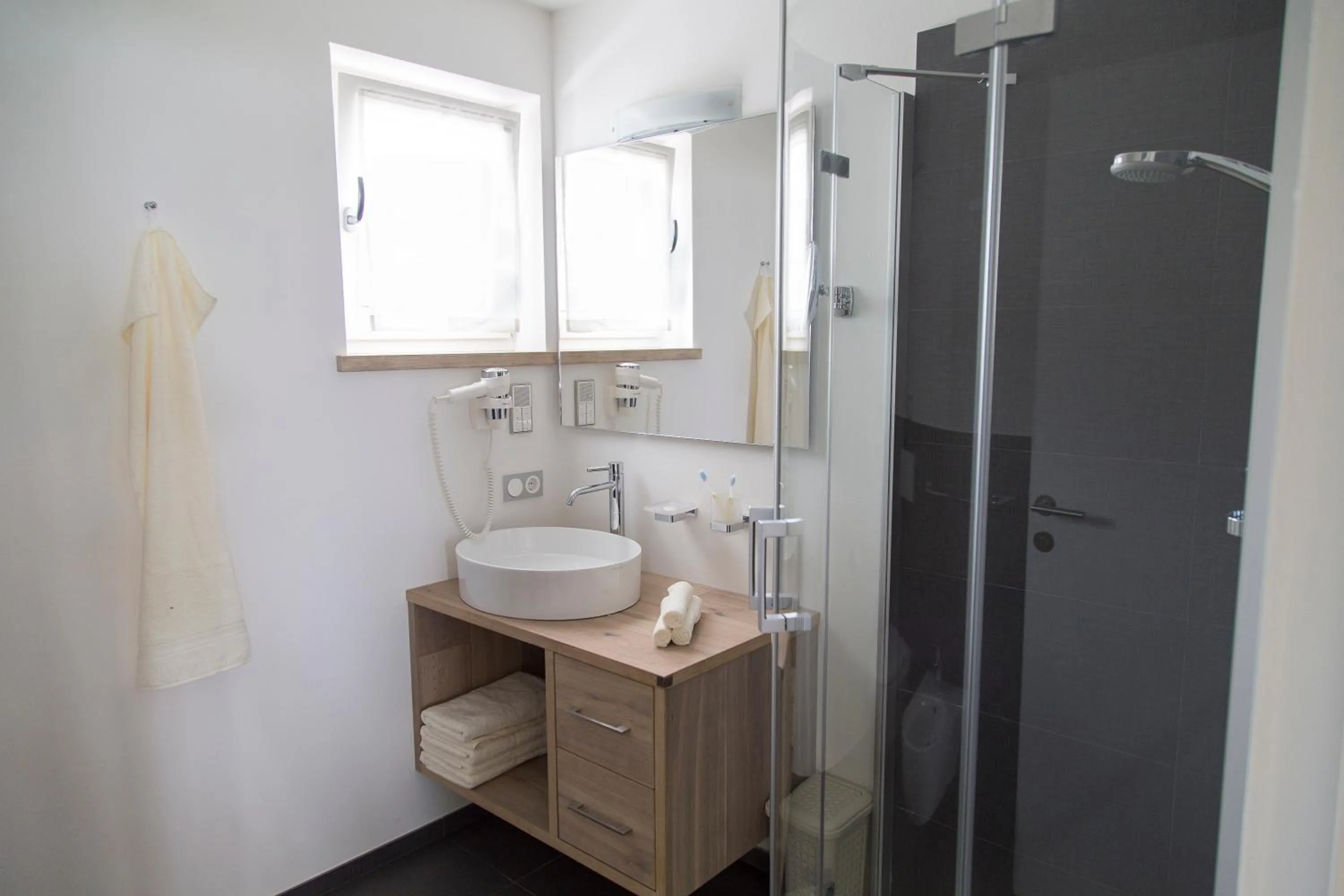 Shower in Mountainlodge Luxalpine