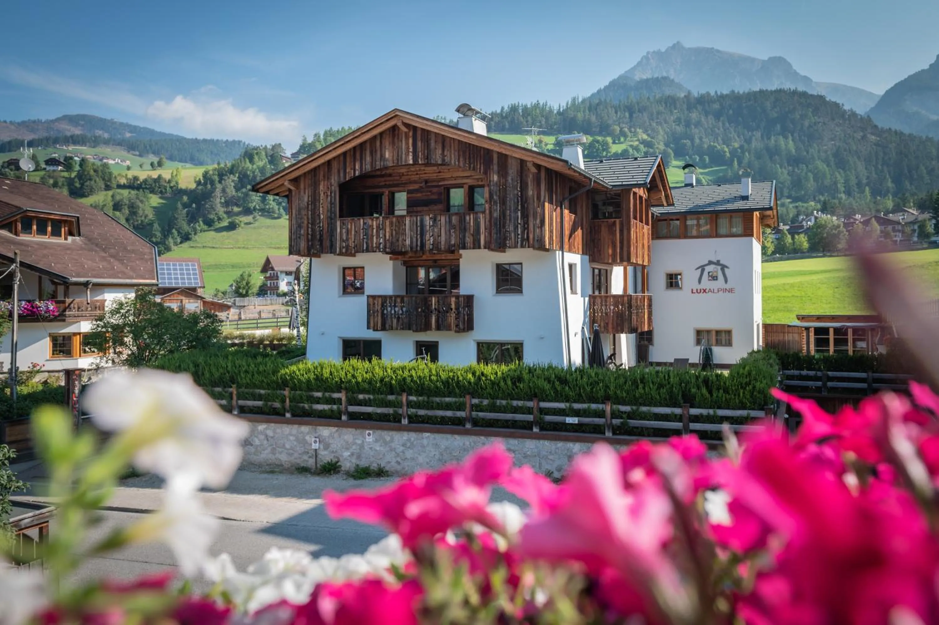Property building in Mountainlodge Luxalpine