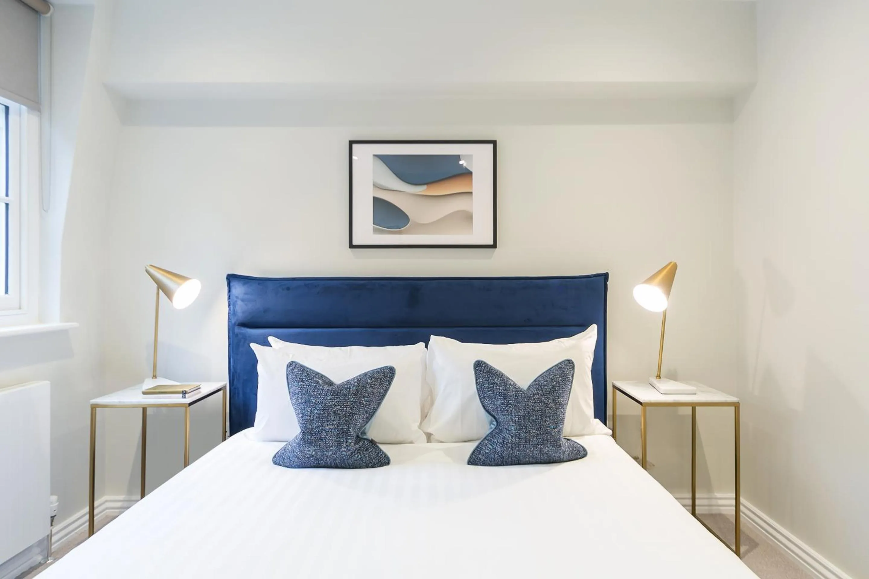 Bed in Urban Chic - Drury