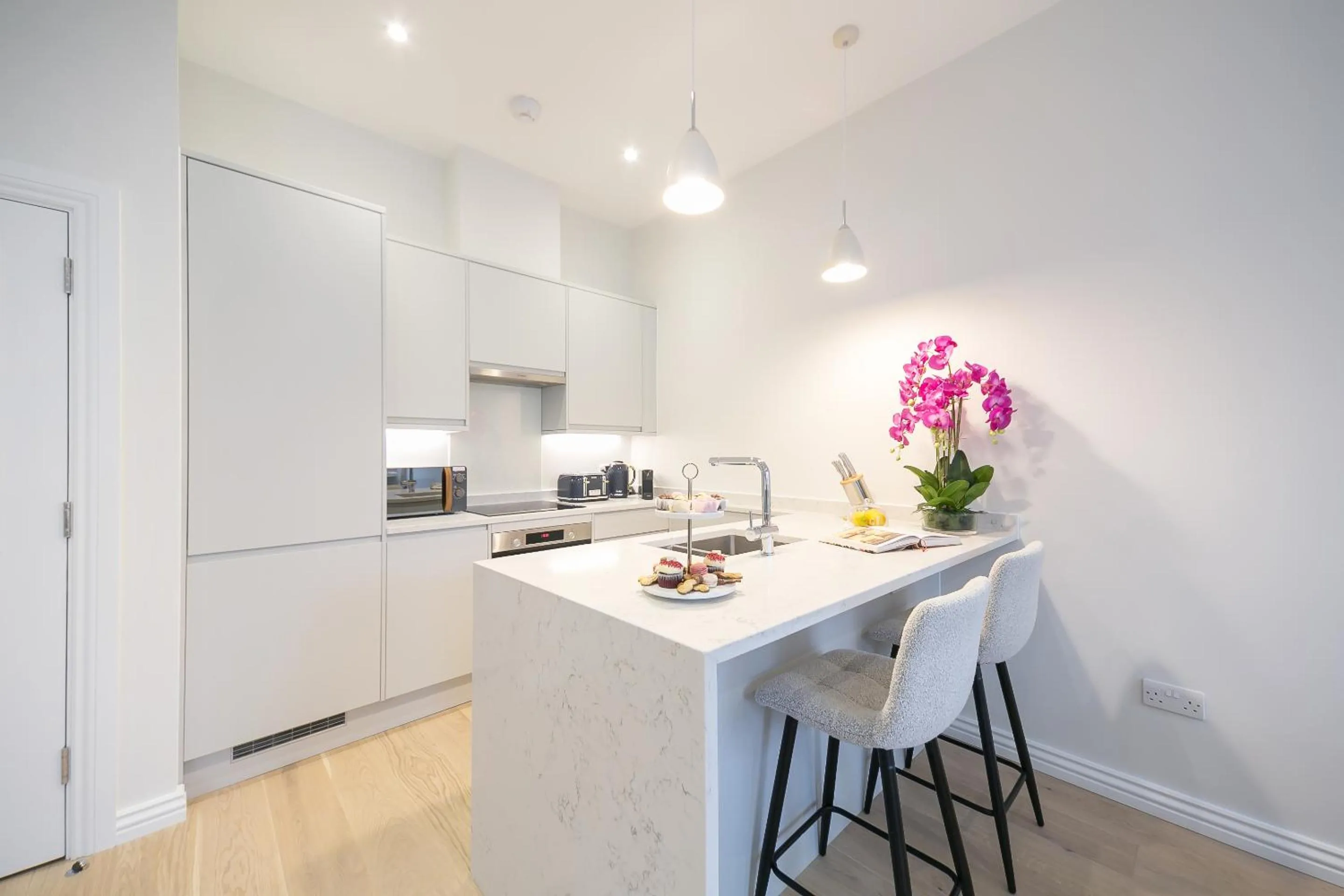Kitchen or kitchenette in Urban Chic - Drury