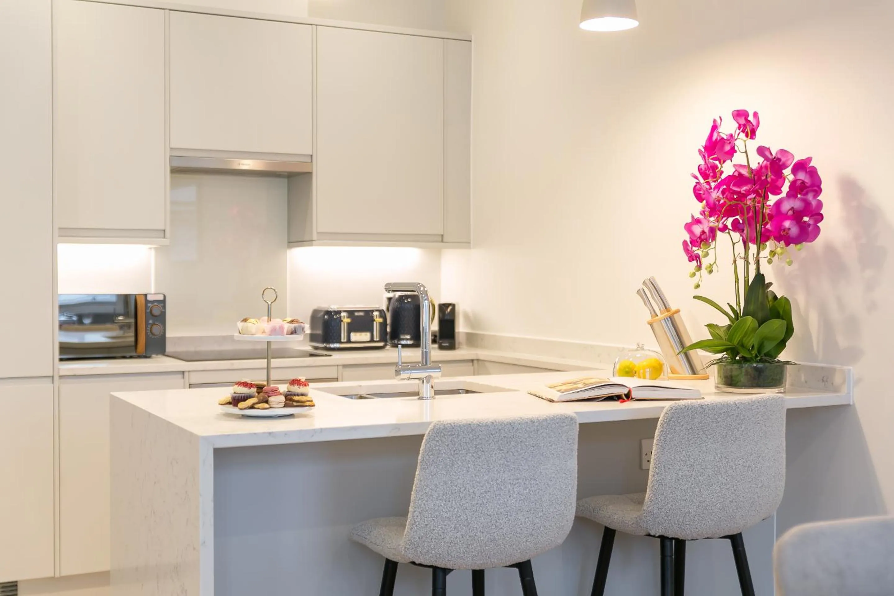 Kitchen or kitchenette in Urban Chic - Drury
