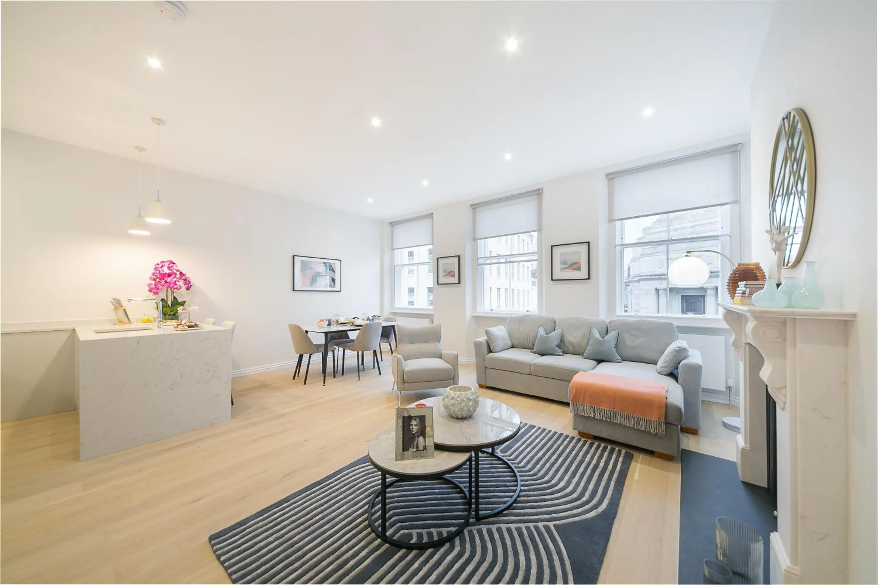 Living room in Urban Chic - Drury