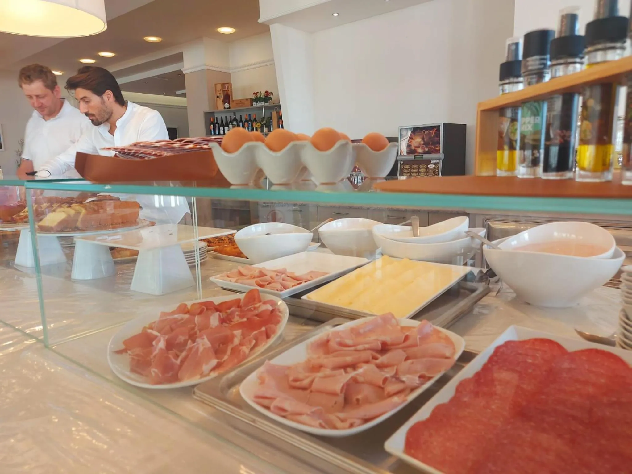 Restaurant/places to eat in Miomar Beach Hotel
