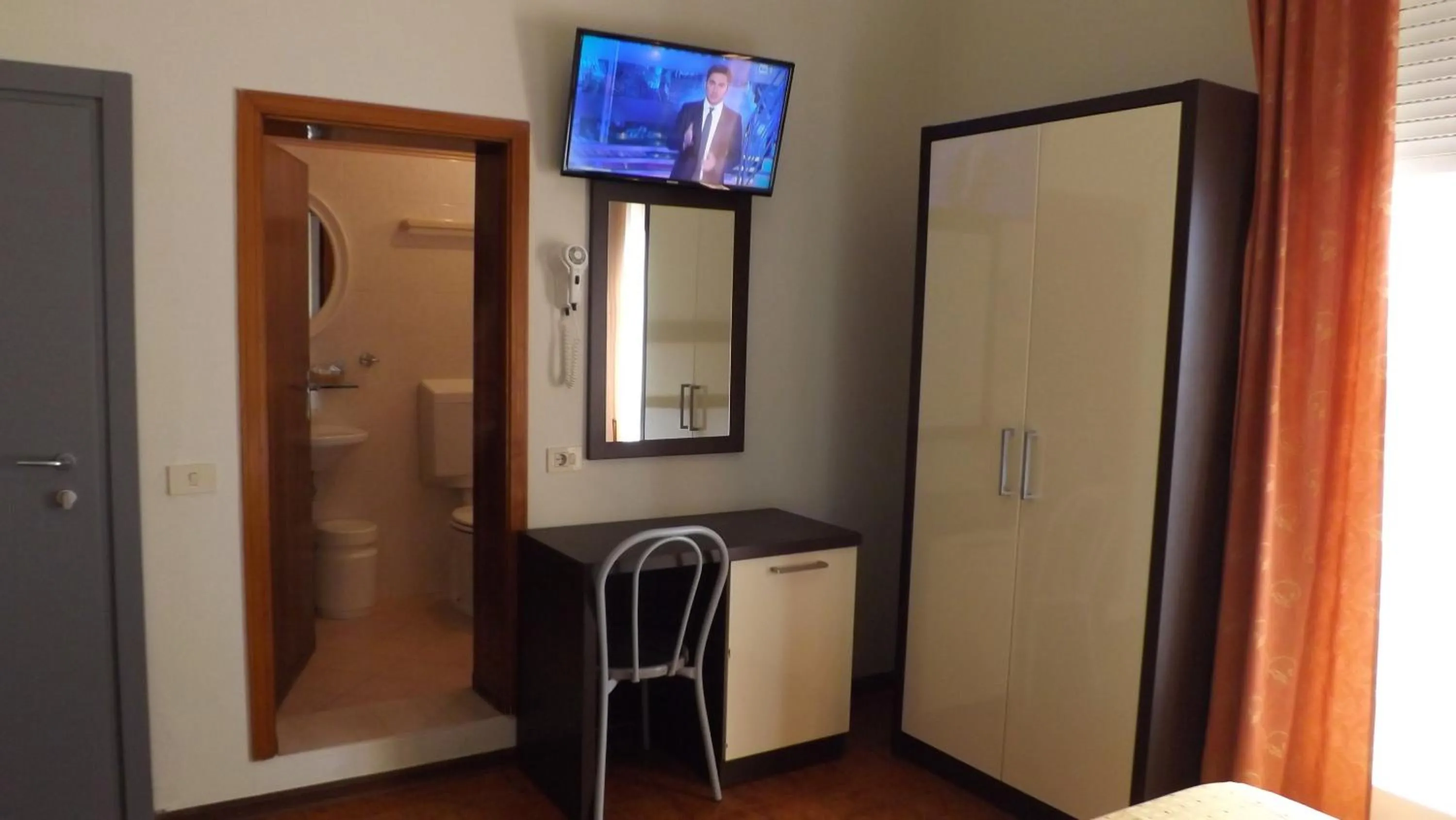 Photo of the whole room in Miomar Beach Hotel