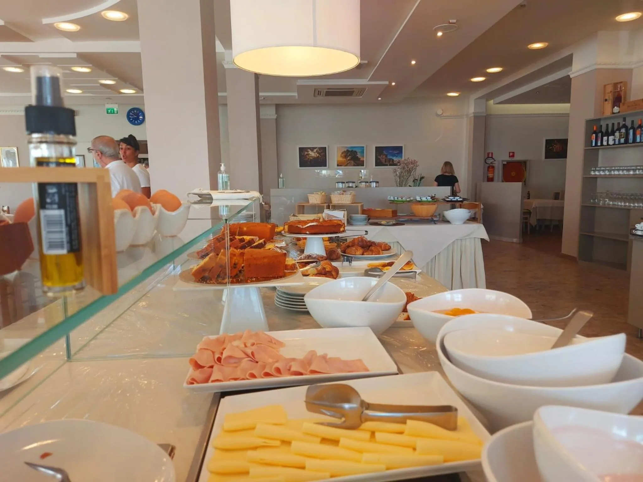 Restaurant/places to eat in Miomar Beach Hotel