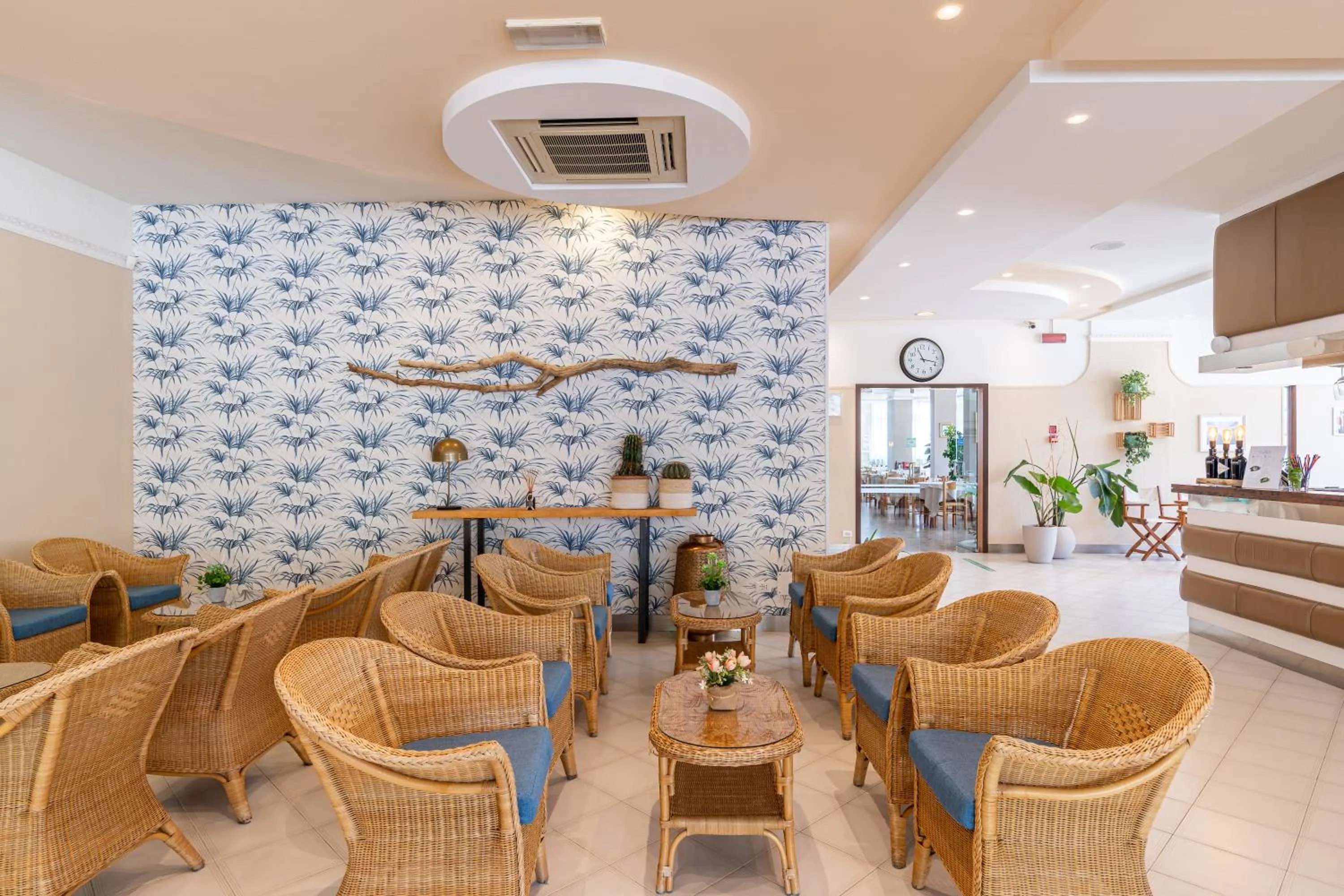 Living room in Miomar Beach Hotel