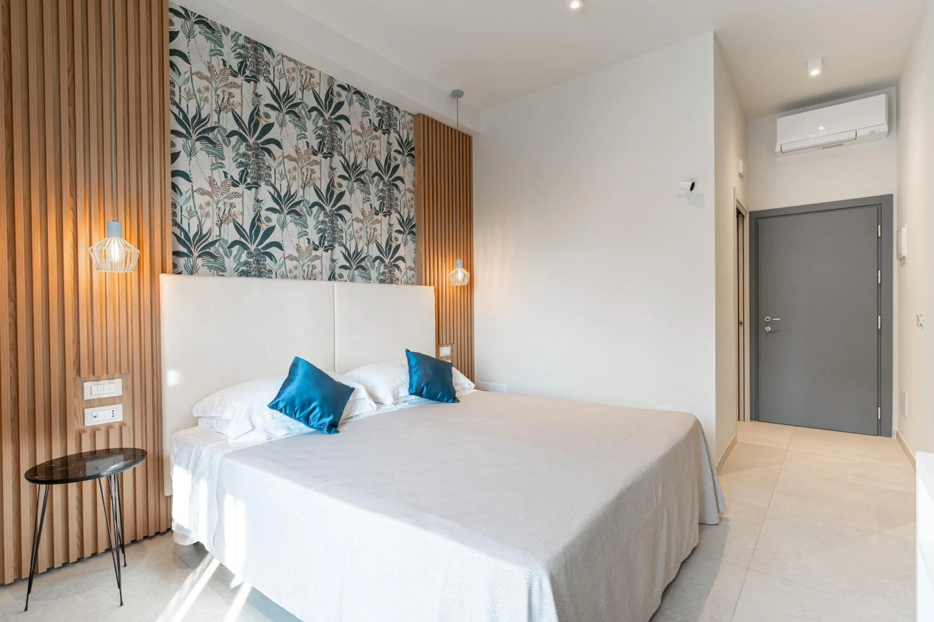 Bedroom, Bed in Miomar Beach Hotel