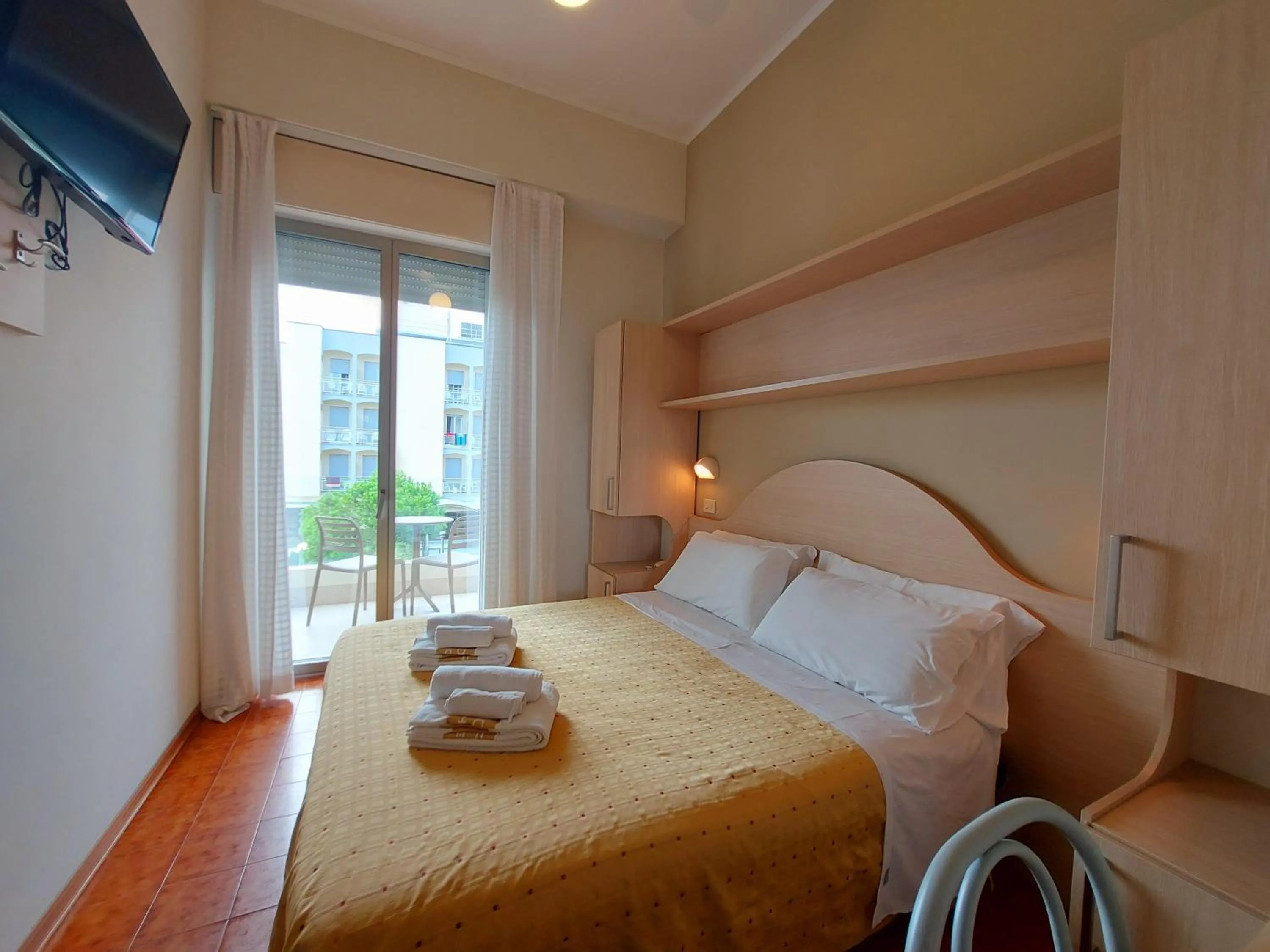 Bedroom, Bed in Miomar Beach Hotel