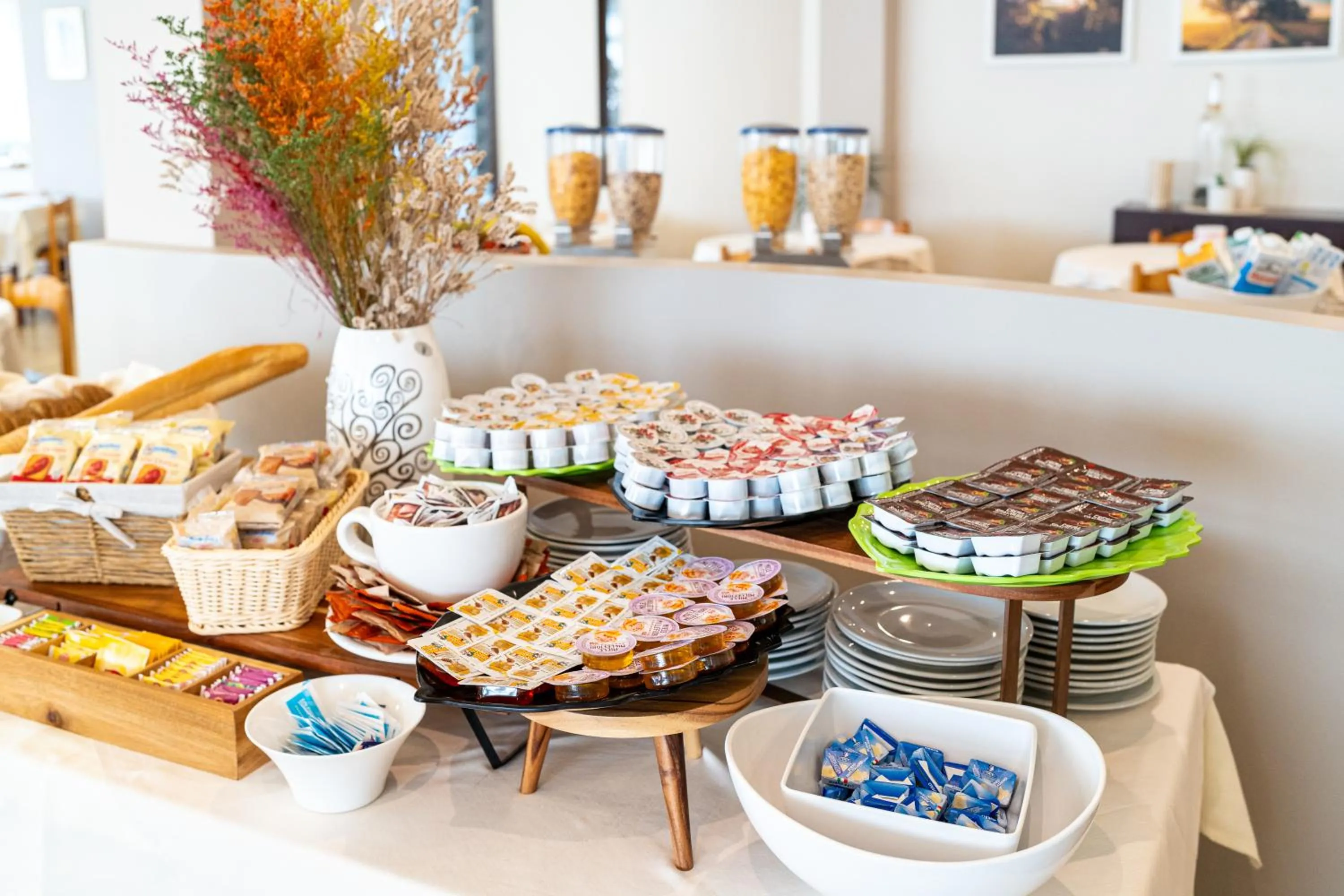 Food and drinks in Miomar Beach Hotel
