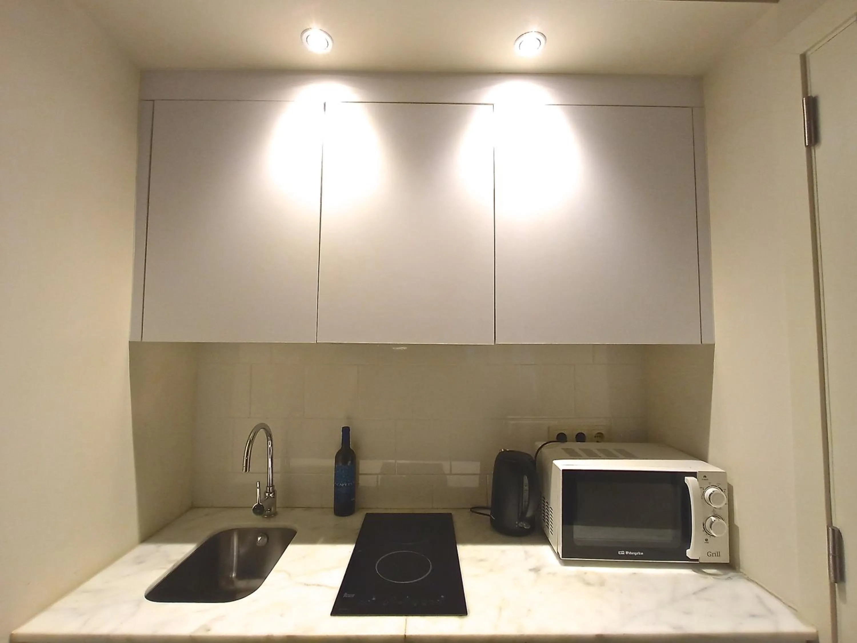 One-Bedroom Apartment - single occupancy in Hotel Restaurant Lotus Priorat