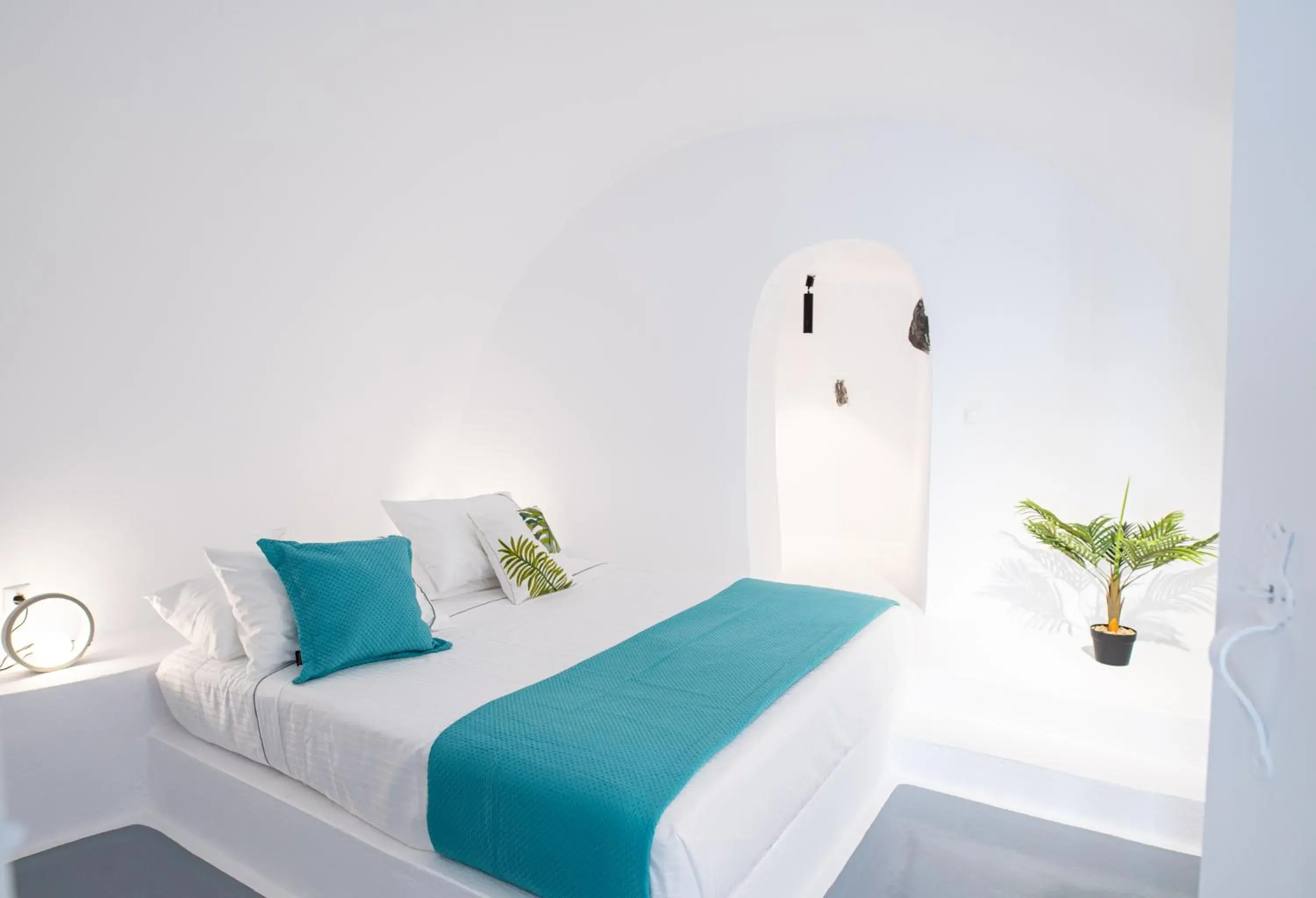 Bedroom, Bed in Heavens Edge Bedroom, Bed in Heavens Edge