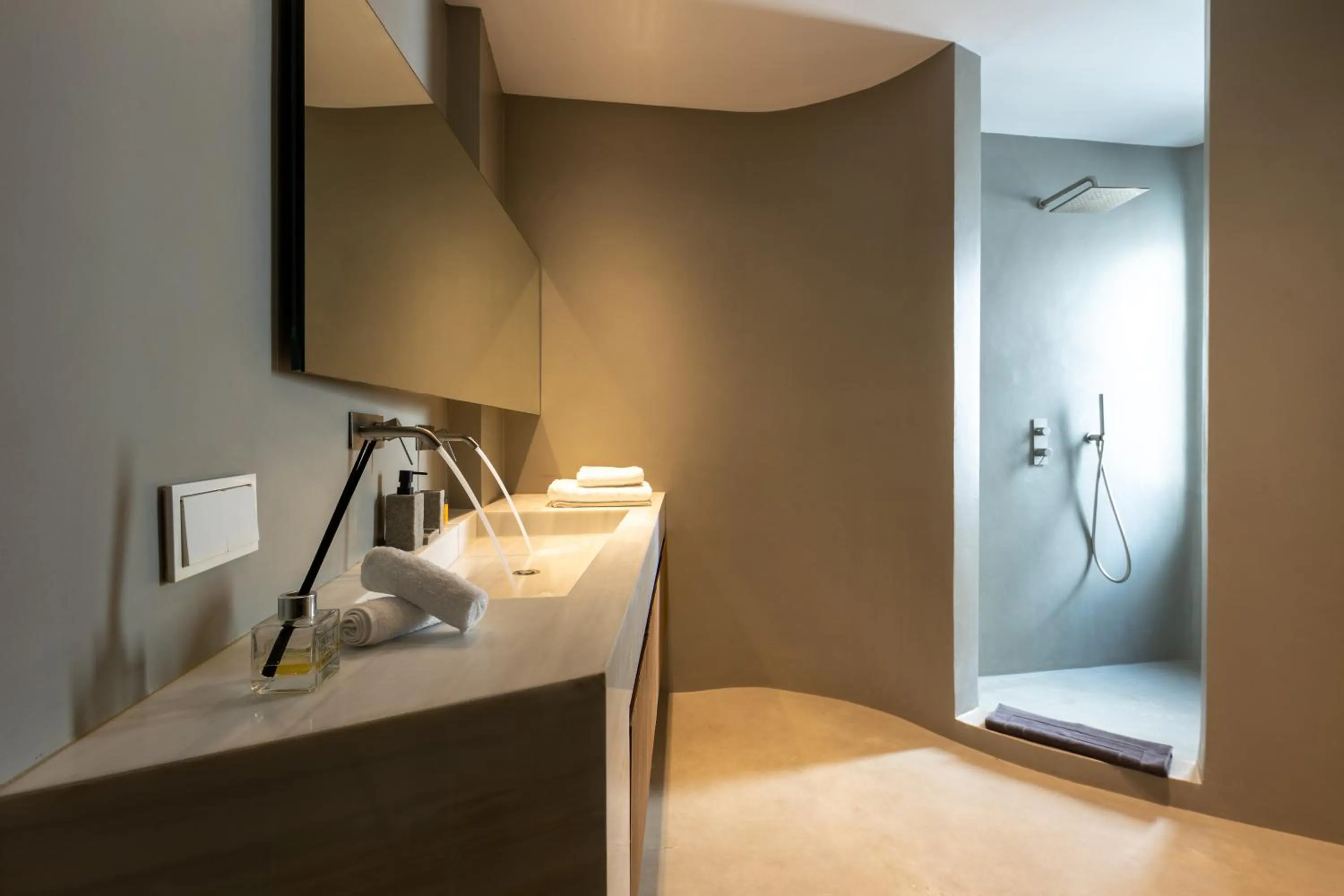 Bathroom in Heavens Edge