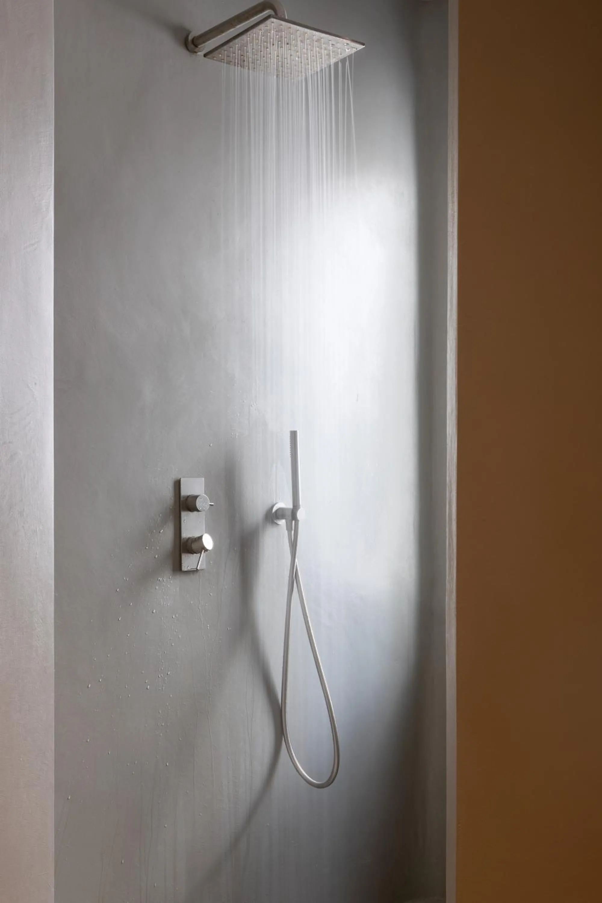 Bathroom in Heavens Edge