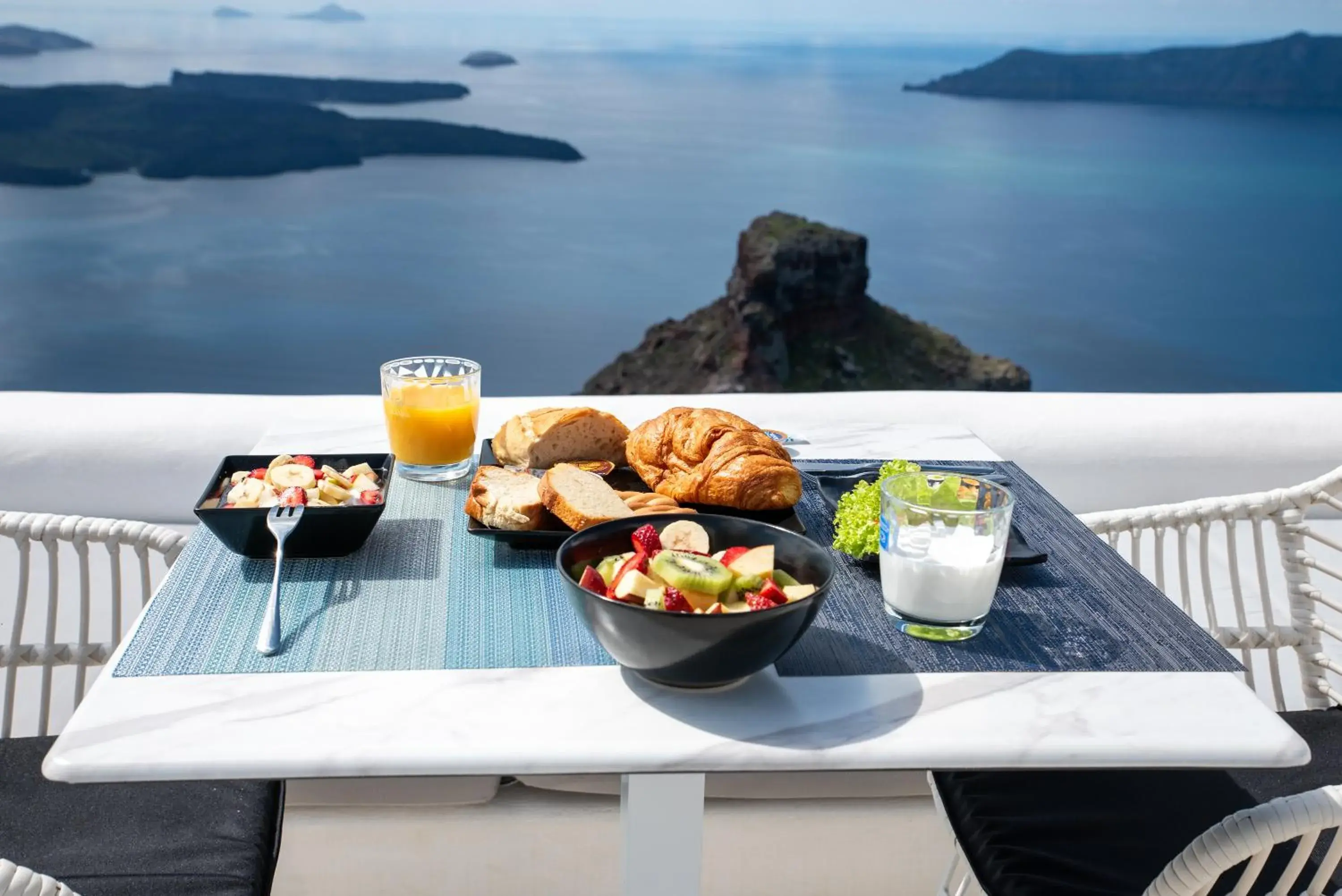 Breakfast in Heavens Edge Breakfast in Heavens Edge