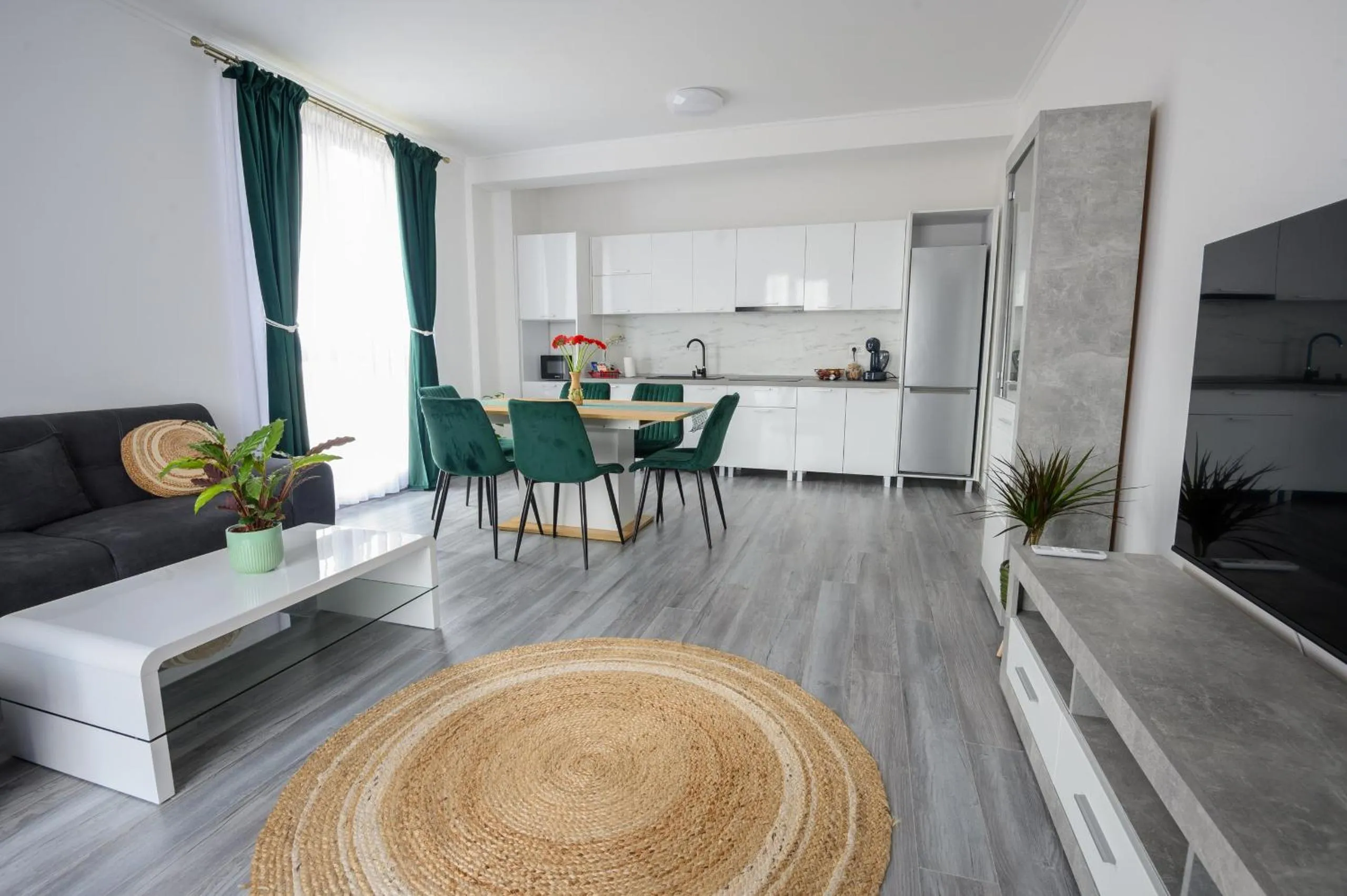 Kitchen or kitchenette in Apartament Radiana