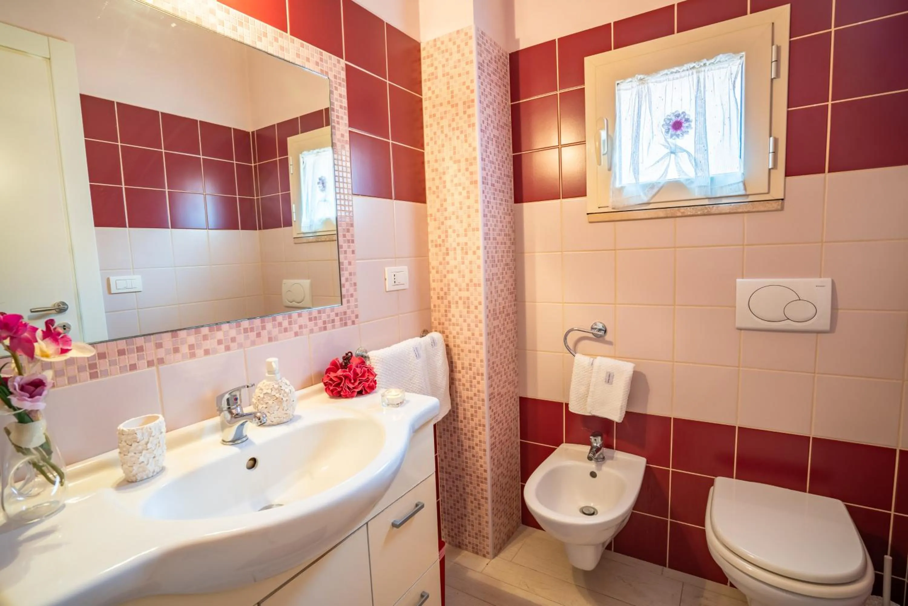 Shower in Petali Rosa