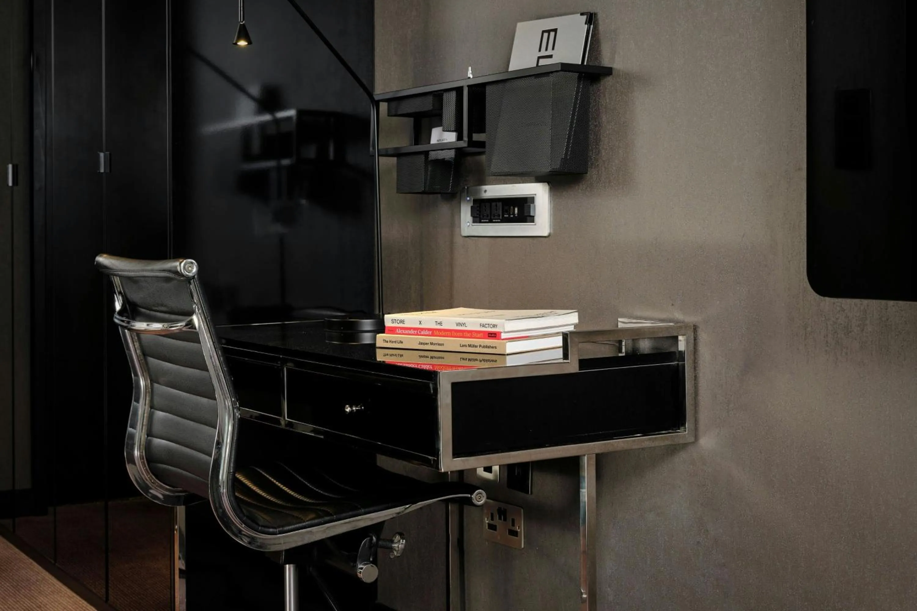 Photo of the whole room in Montcalm East, Autograph Collection