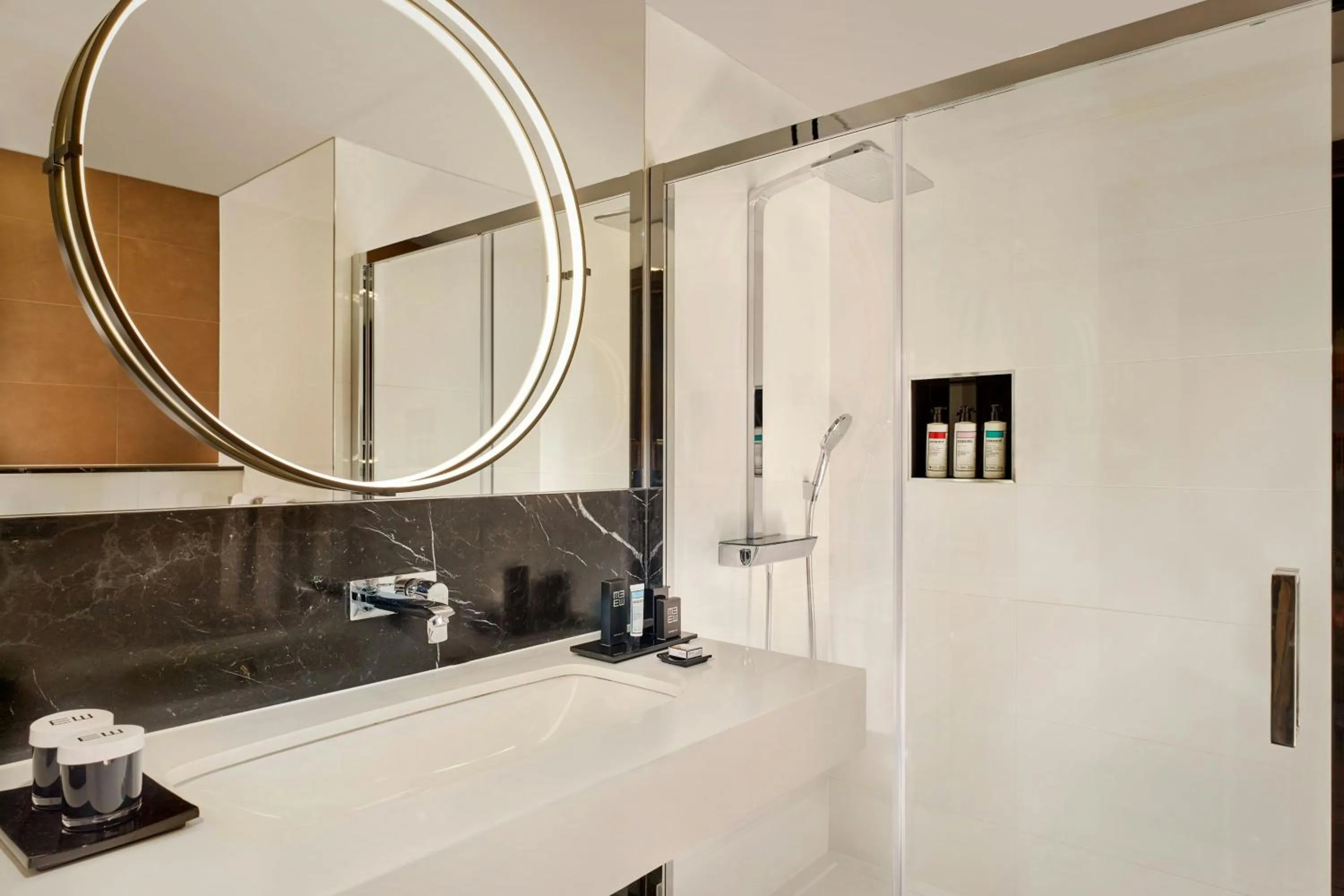 Bathroom in Montcalm East, Autograph Collection