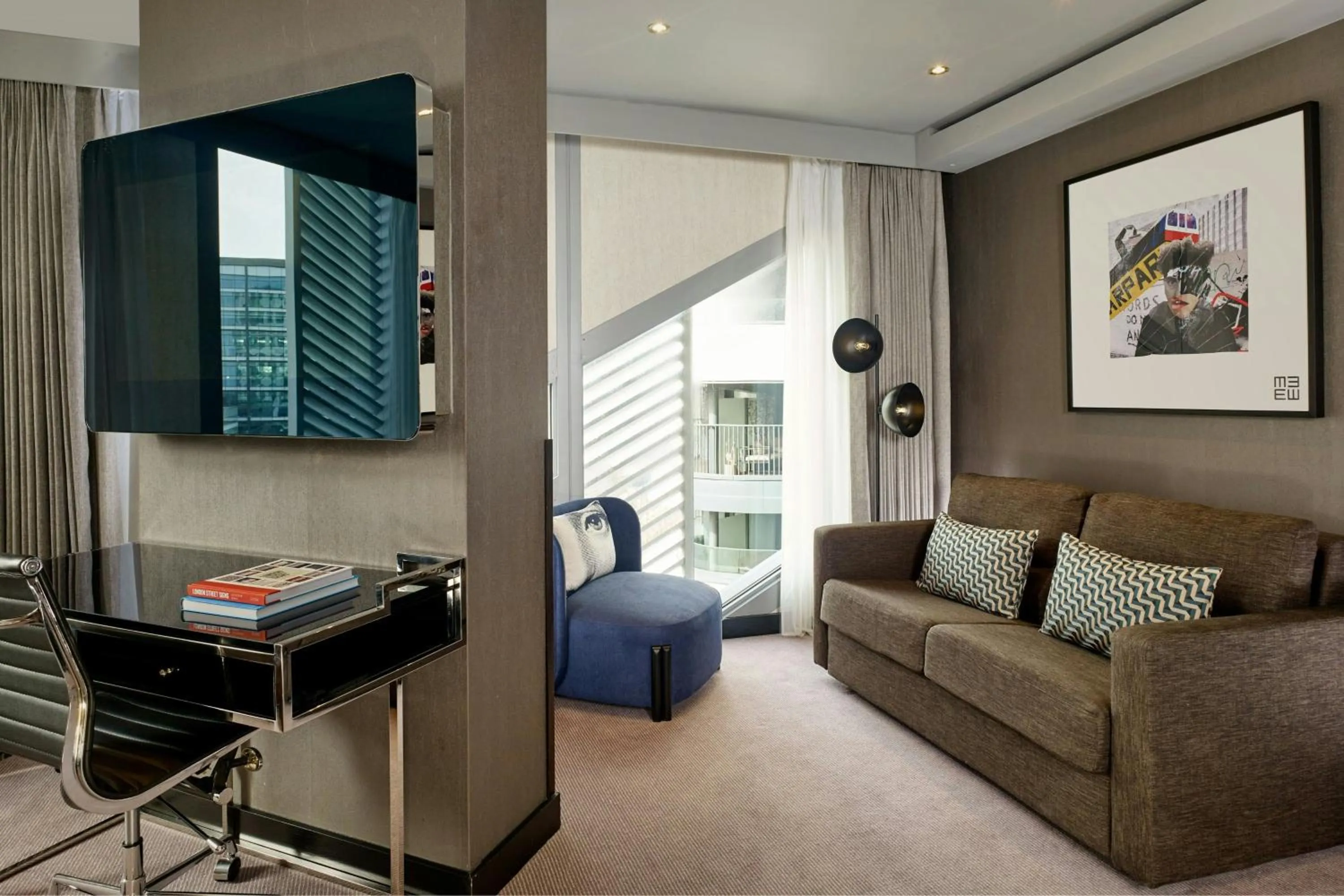 Photo of the whole room in Montcalm East, Autograph Collection