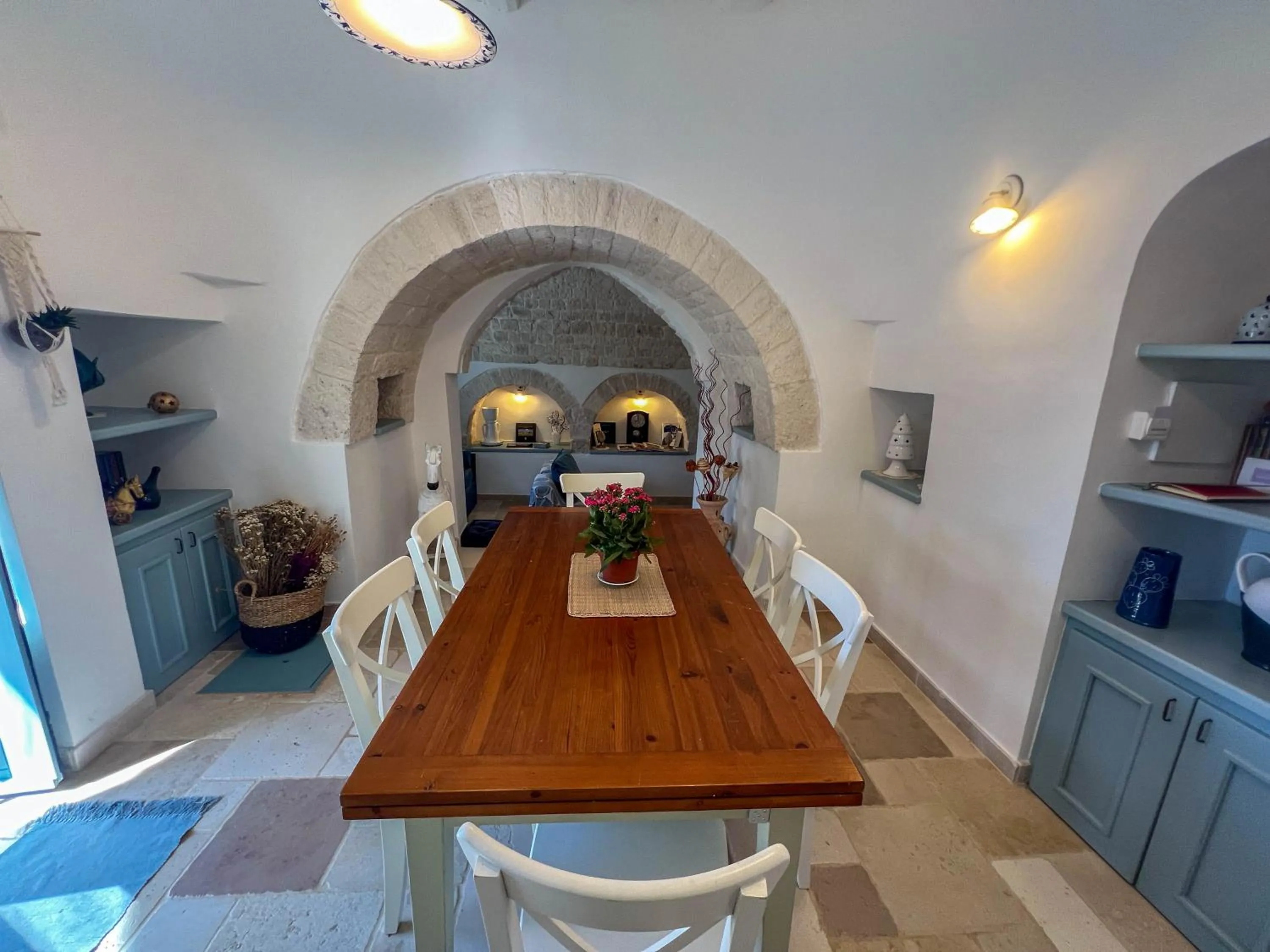 Dining area in Trullo Dimora Podere Papilio