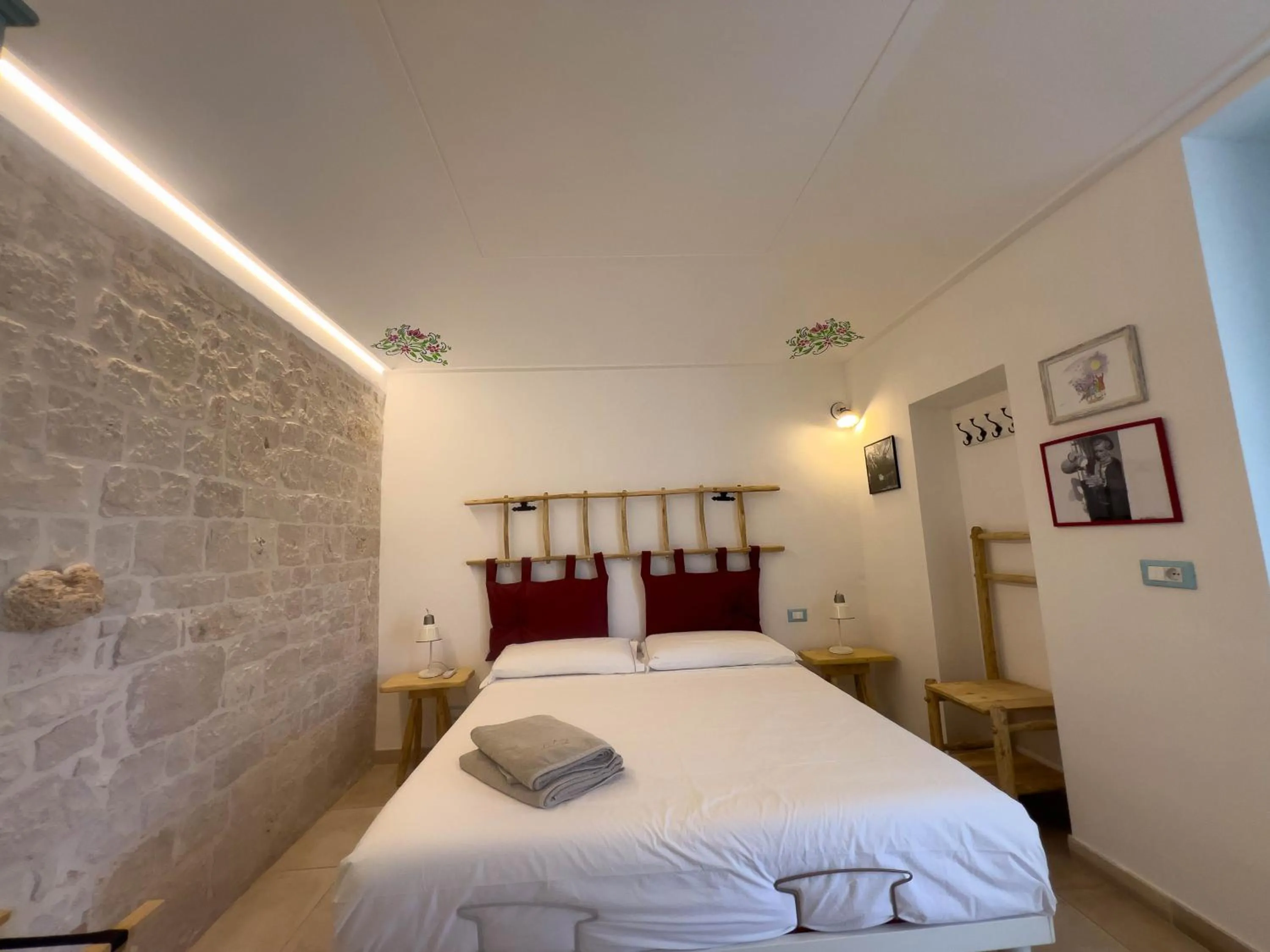 Photo of the whole room, Bed in Trullo Dimora Podere Papilio