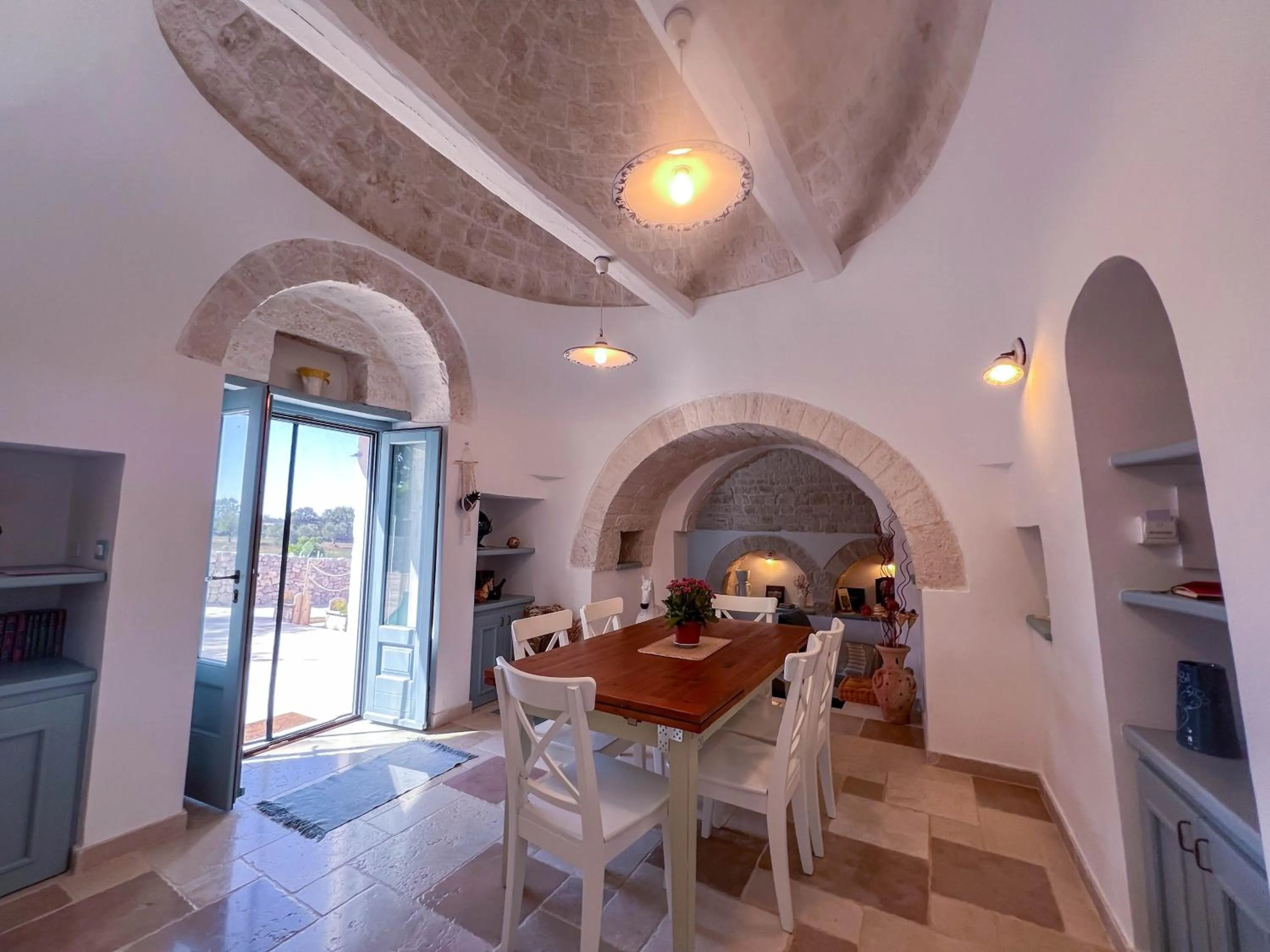Dining area in Trullo Dimora Podere Papilio