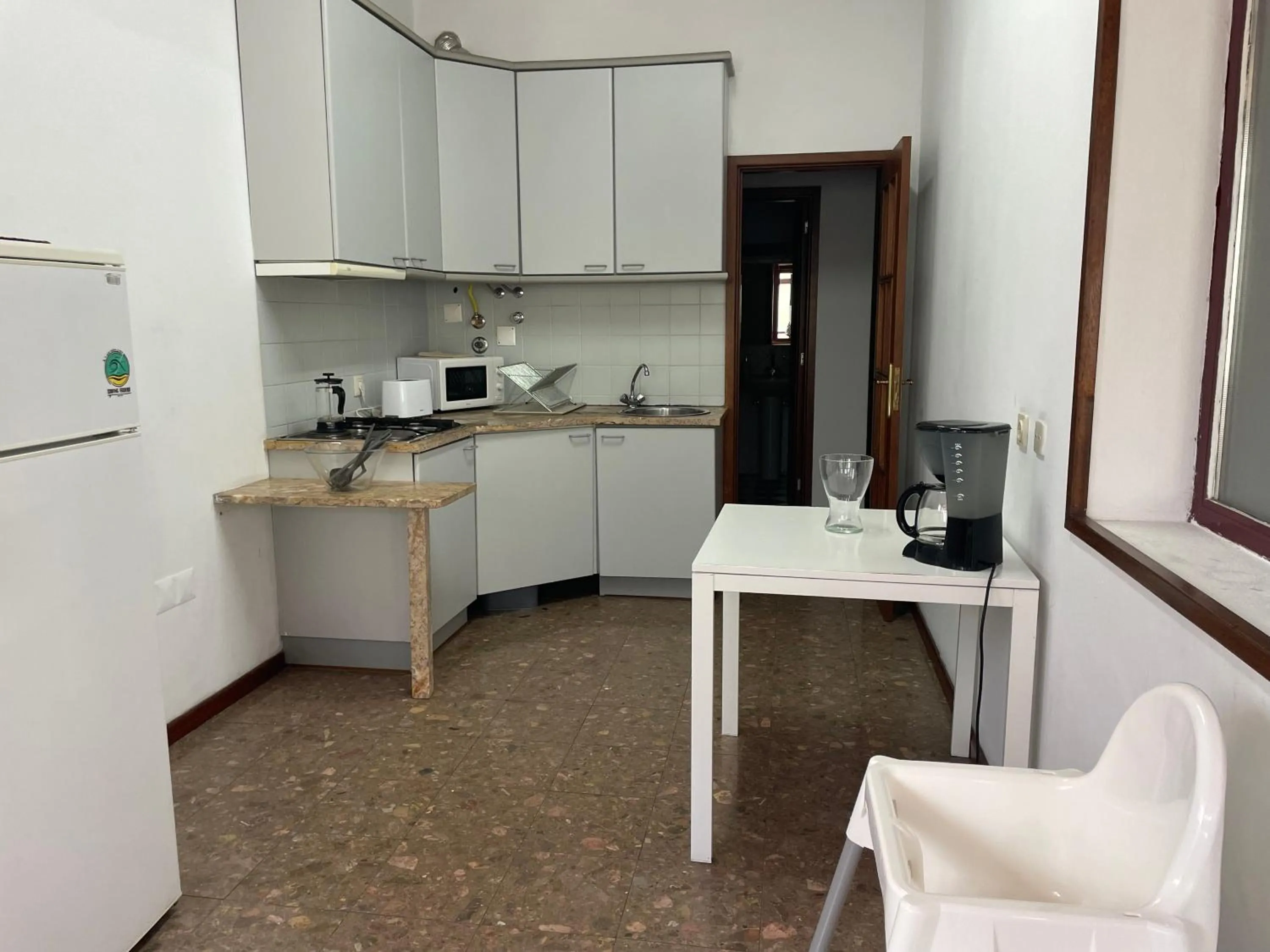 Kitchen or kitchenette in Miguel Bombarda Cozy Apartment