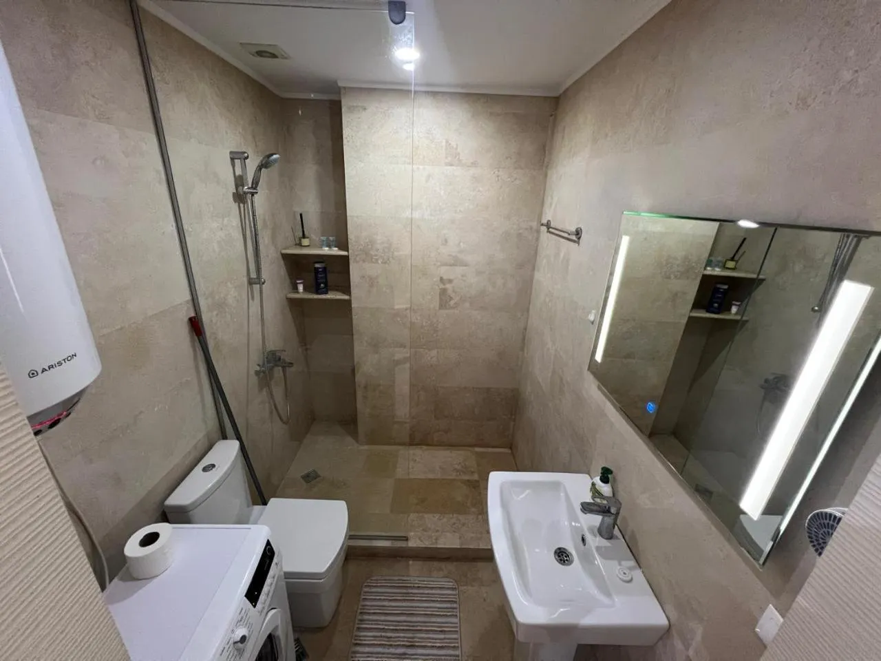 Shower in ORBI Residence LUXURY