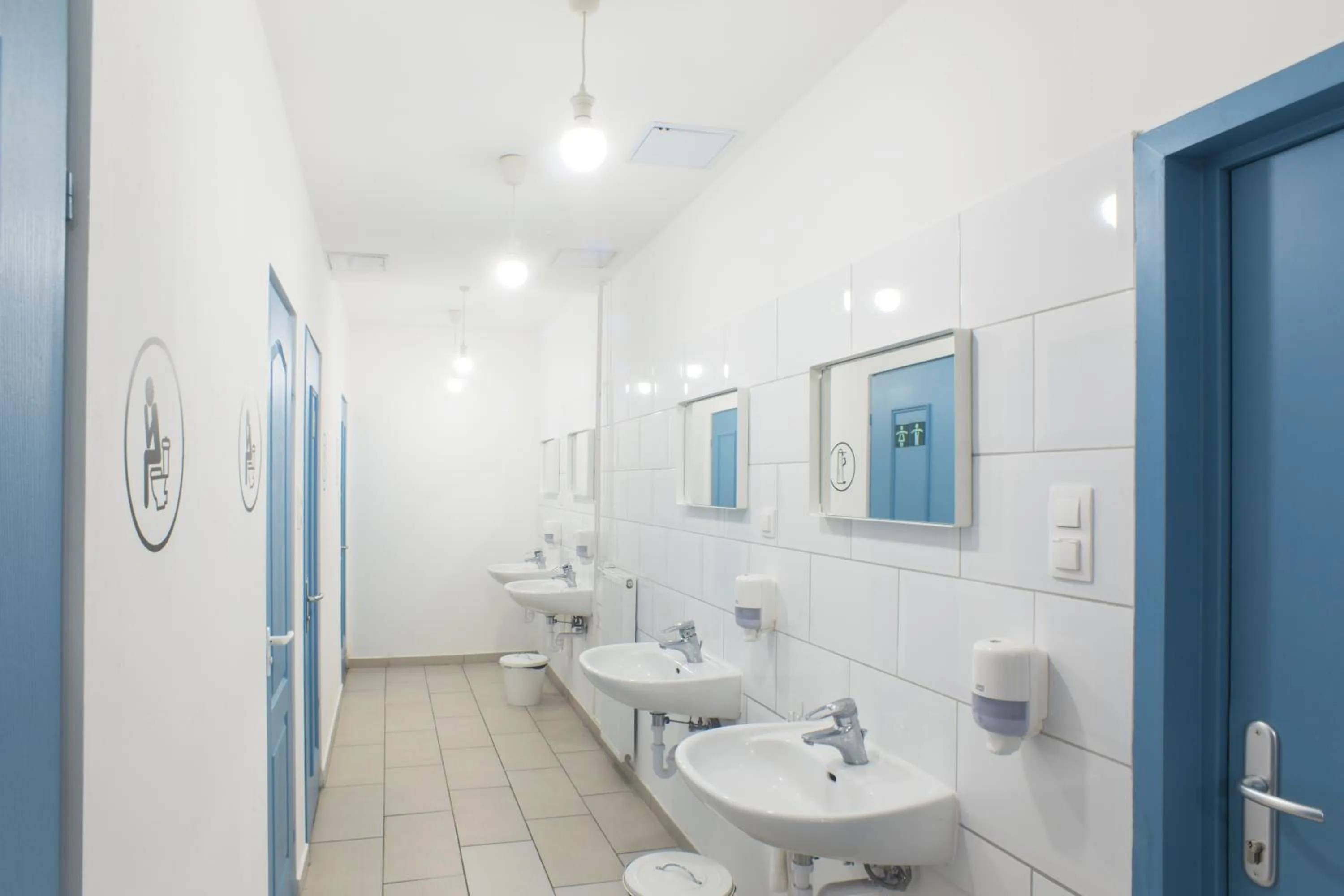 Bathroom in Absolut City Hostel Budapest