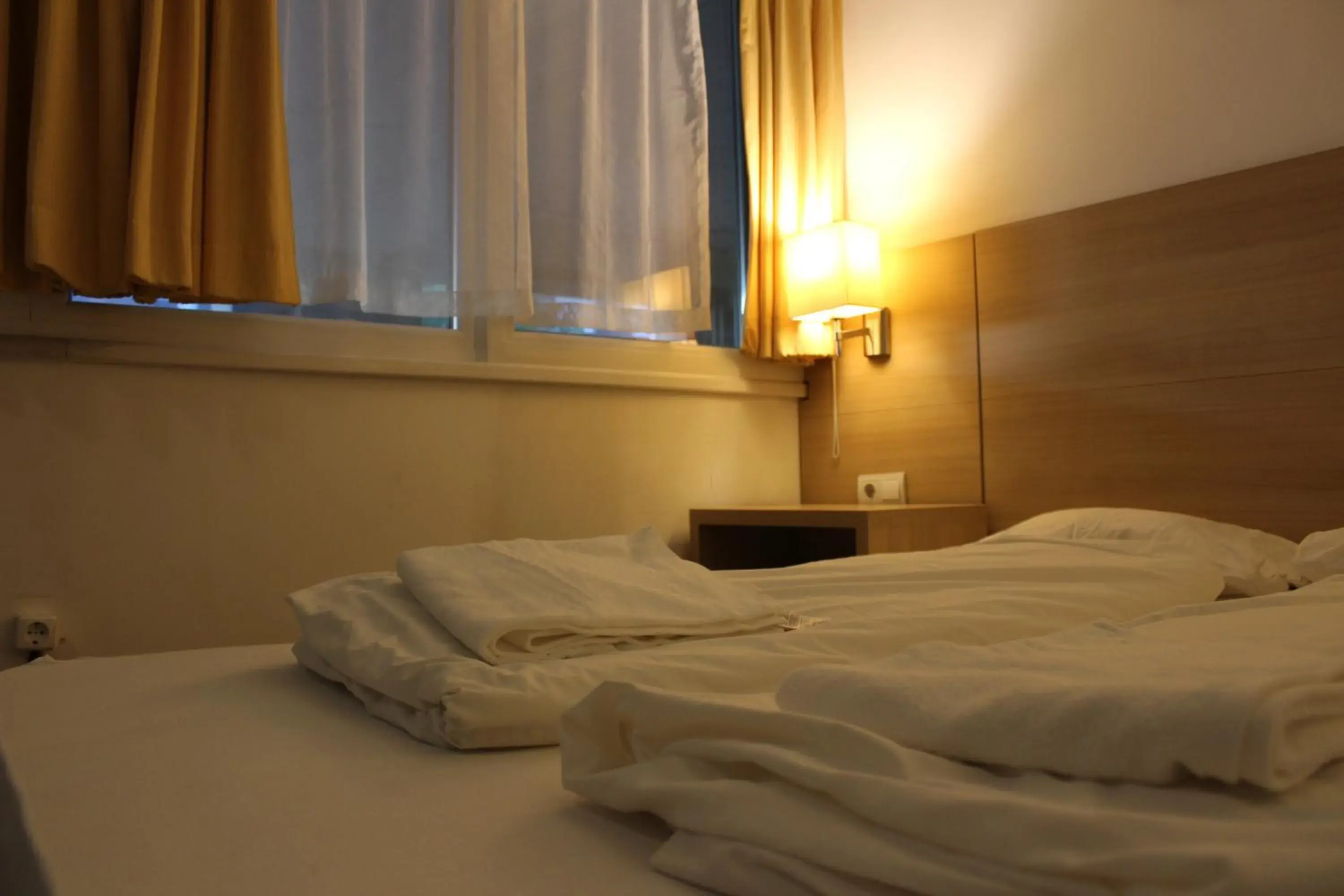 Superior Double Room in WOW City Hostel Superior Double Room in WOW City Hostel