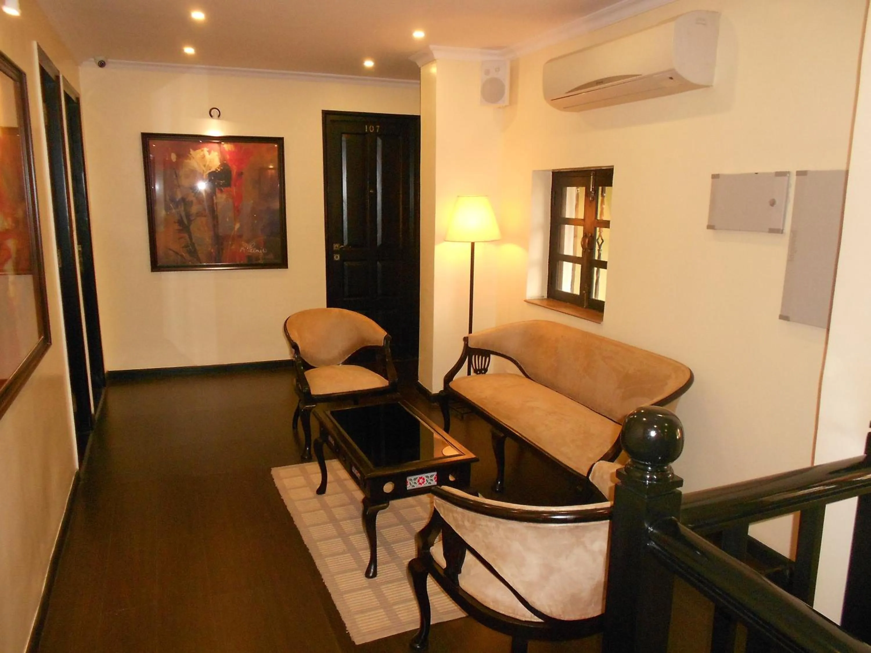 Seating area in La Maison by Dia Hotels and Homes