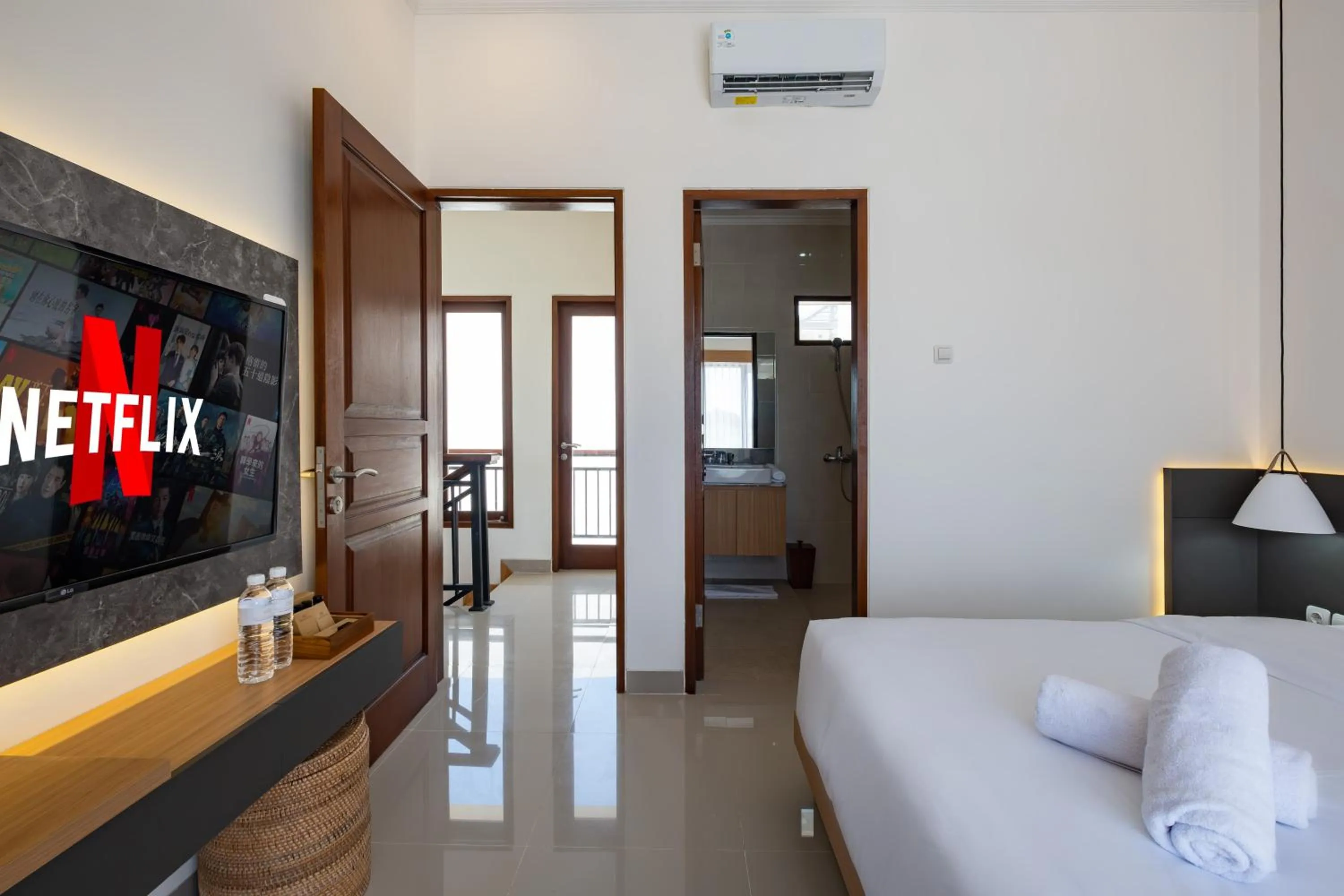 Bed in Taman Seminyak Suites