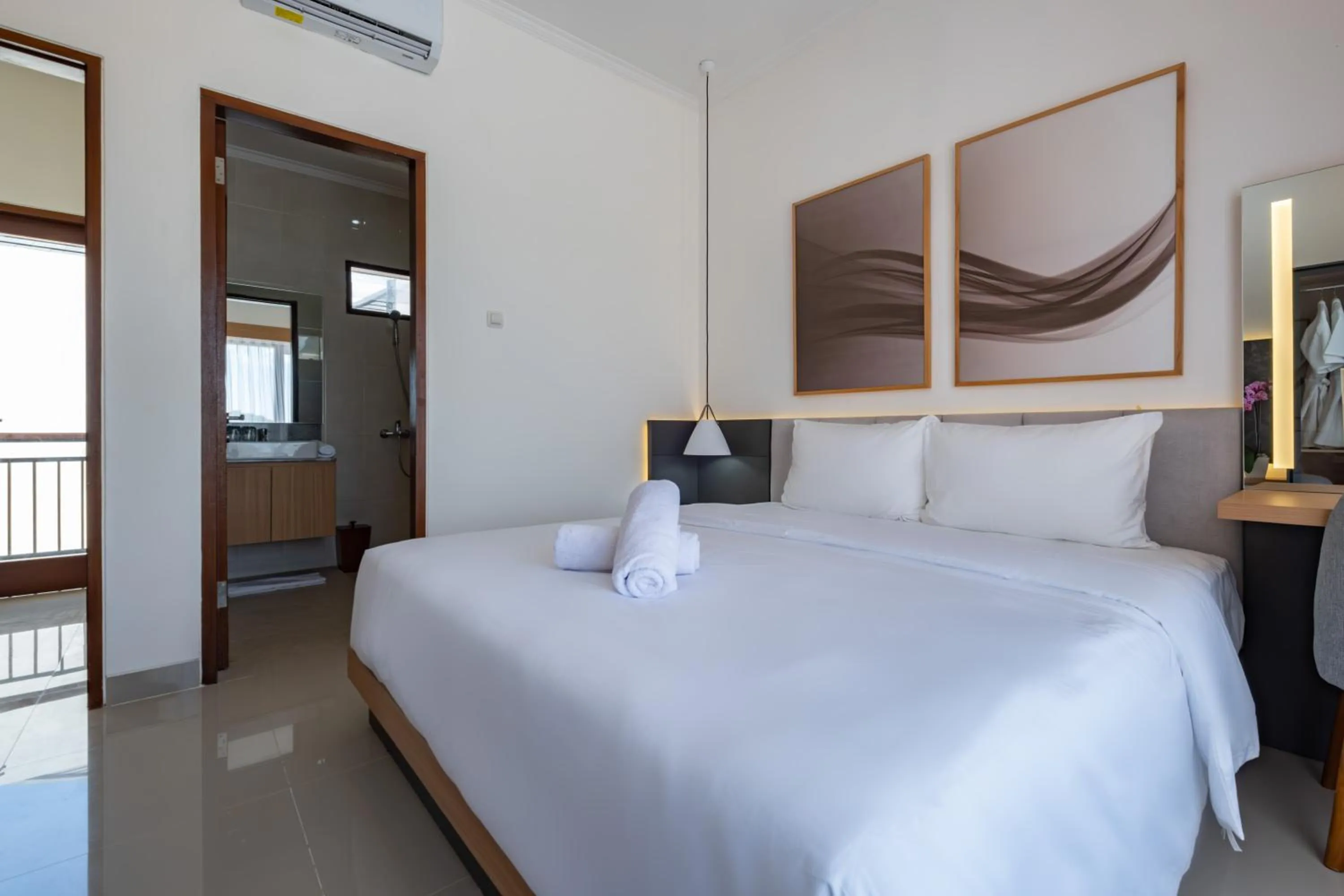 Bed in Taman Seminyak Suites