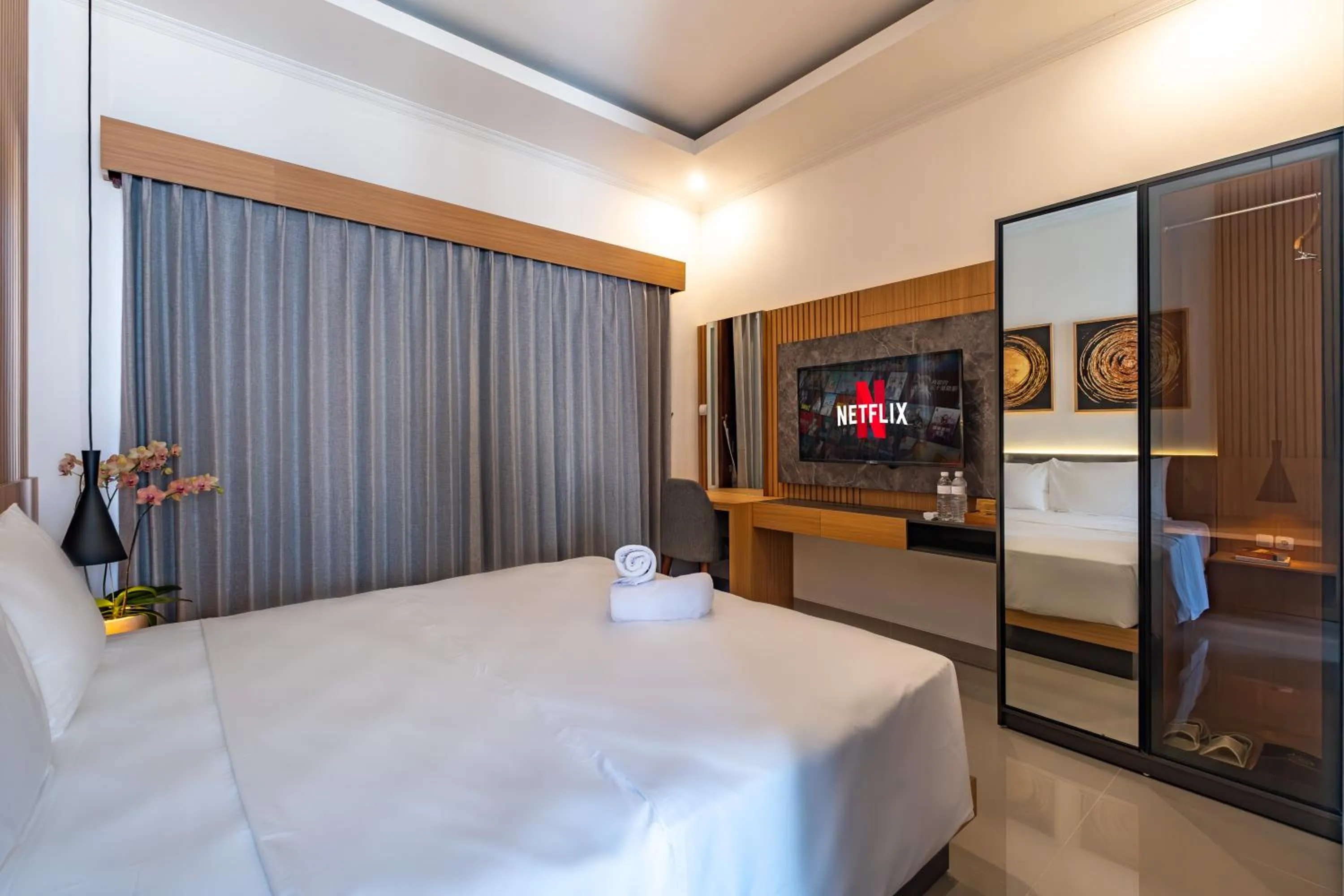 Bed in Taman Seminyak Suites