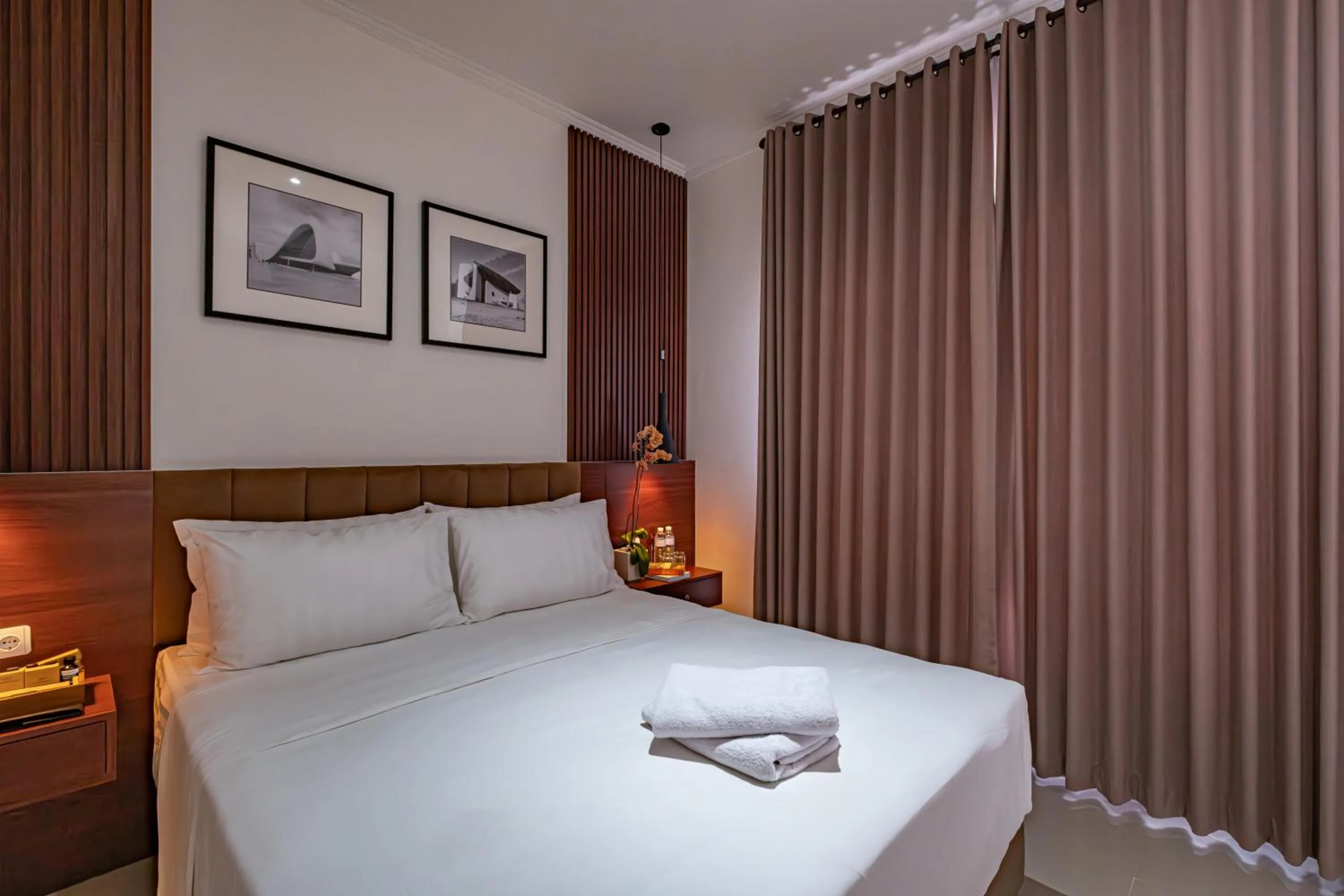 Bed in Taman Seminyak Suites