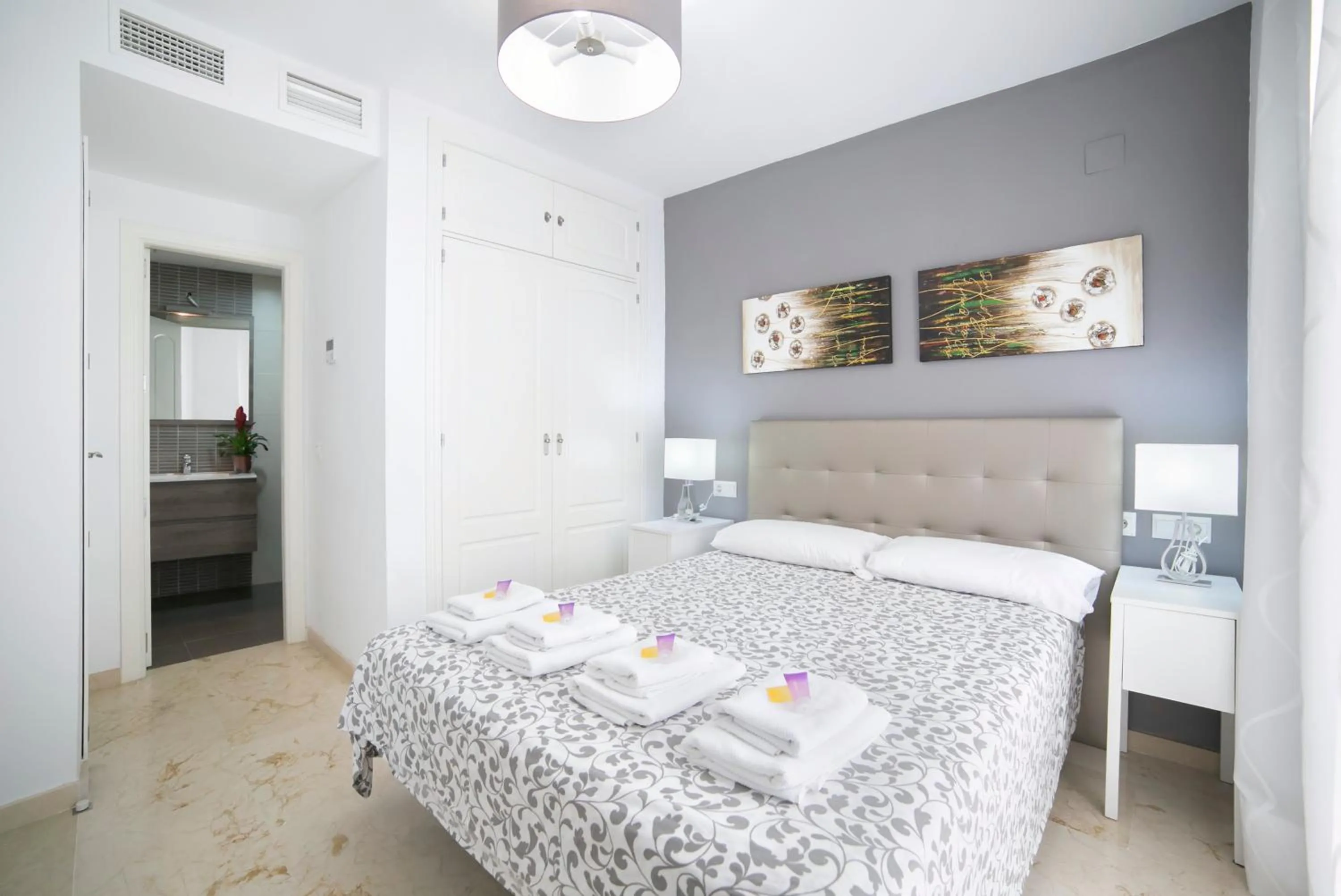 Bedroom, Bed in Apartamentos Salamanca