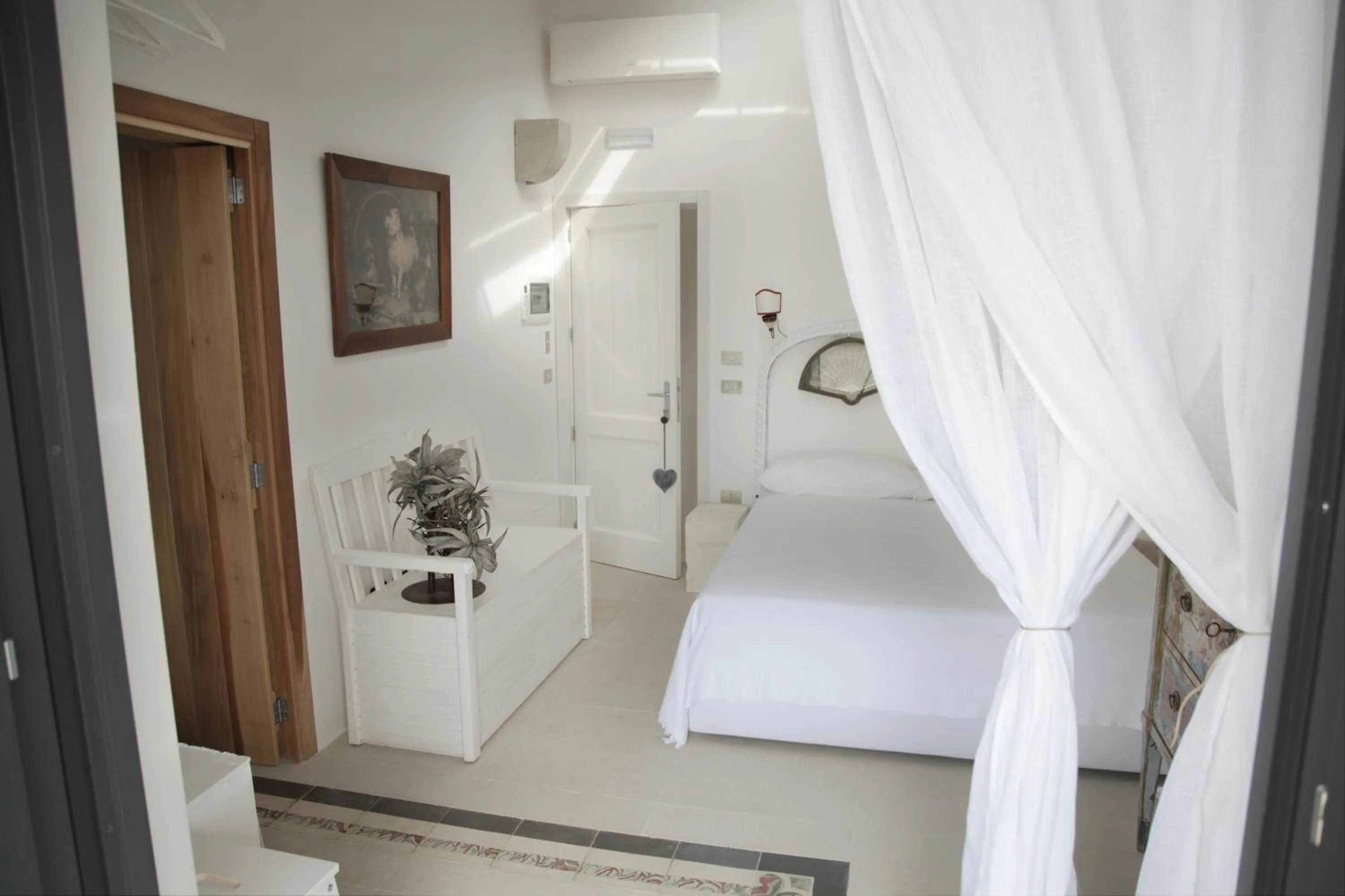 Photo of the whole room, Bed in Masseria Prosperi