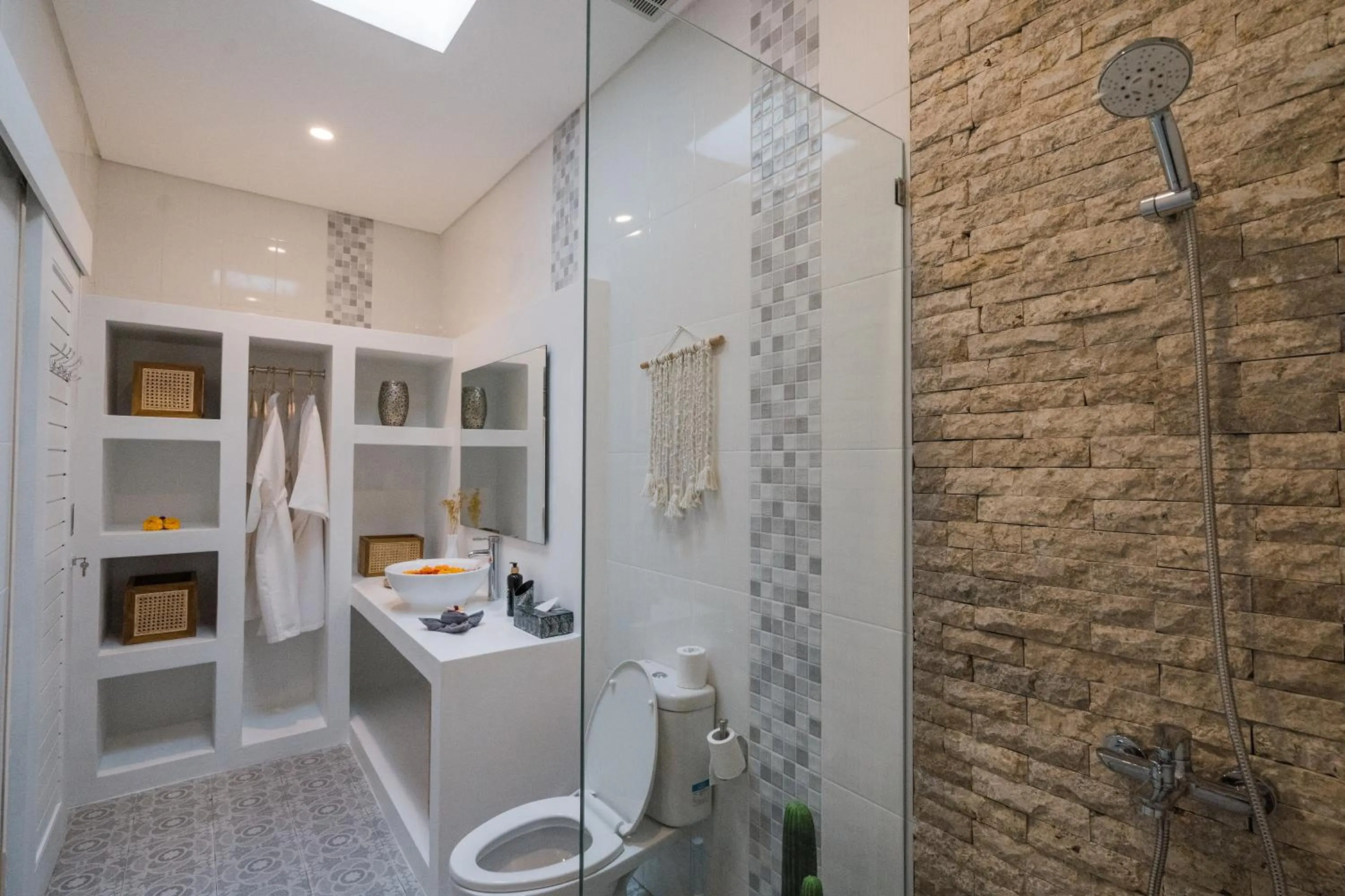 Bathroom in Villa Noni Kerobokan - By Bali Lyfe Venture