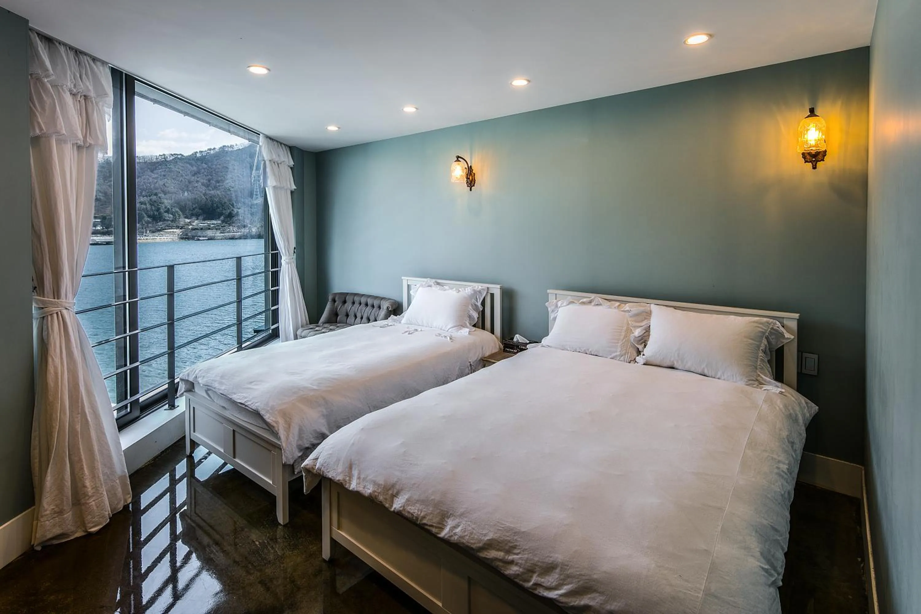 Bedroom, Bed in SS Resort