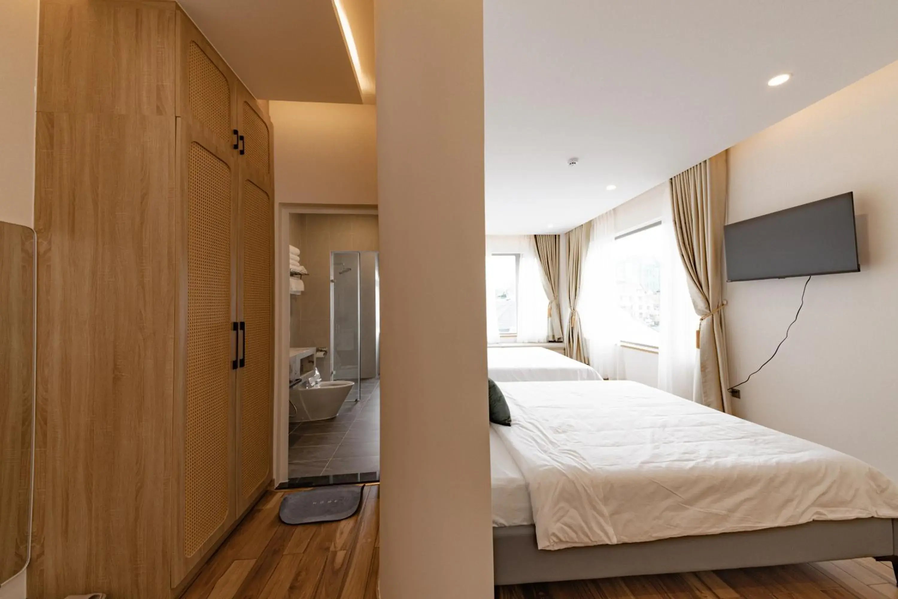 Photo of the whole room, Bed in Jodi Dalat Hotel Photo of the whole room, Bed in Jodi Dalat Hotel