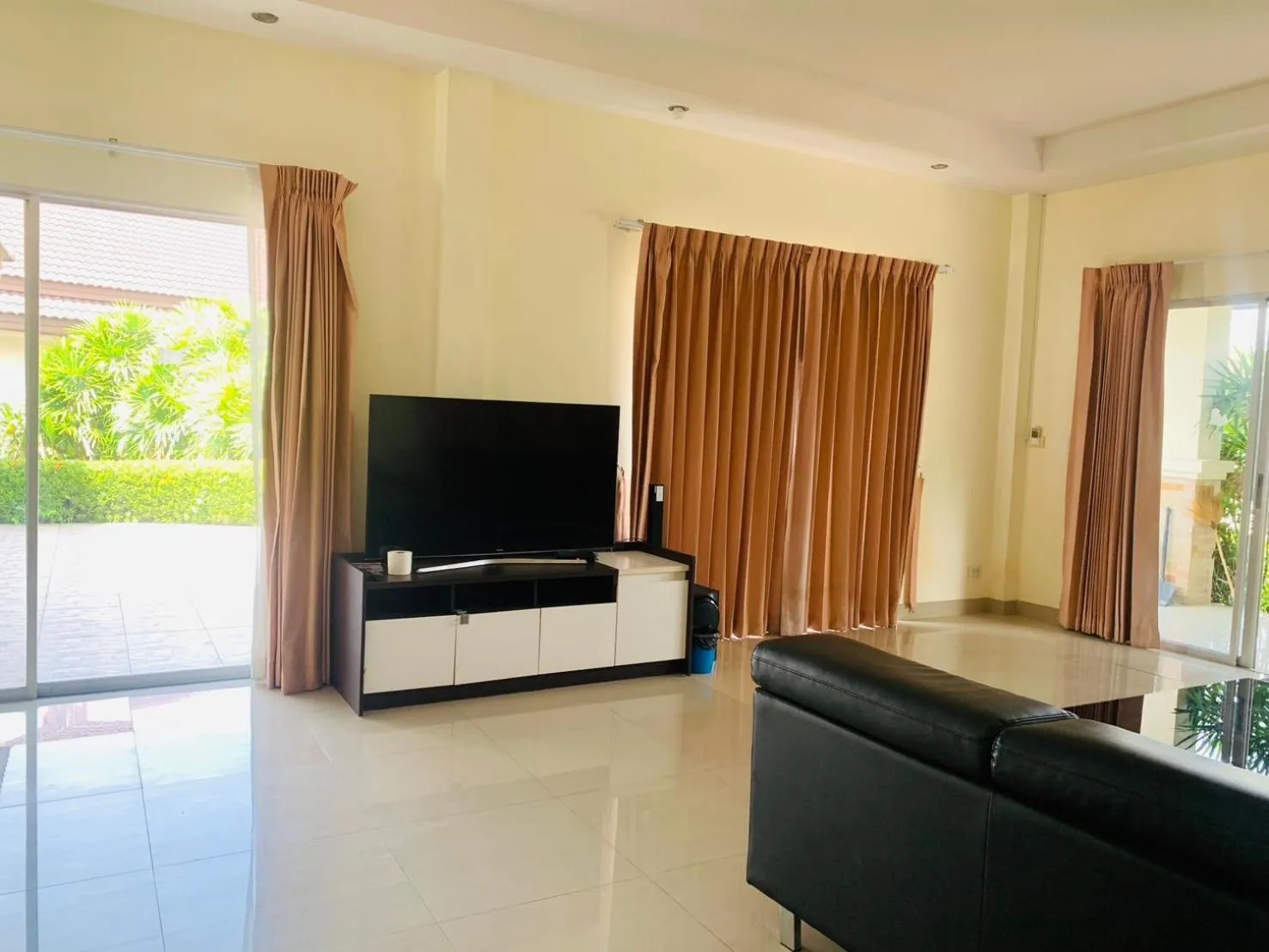 Guests, Bed in Unique Pool Villa Resort