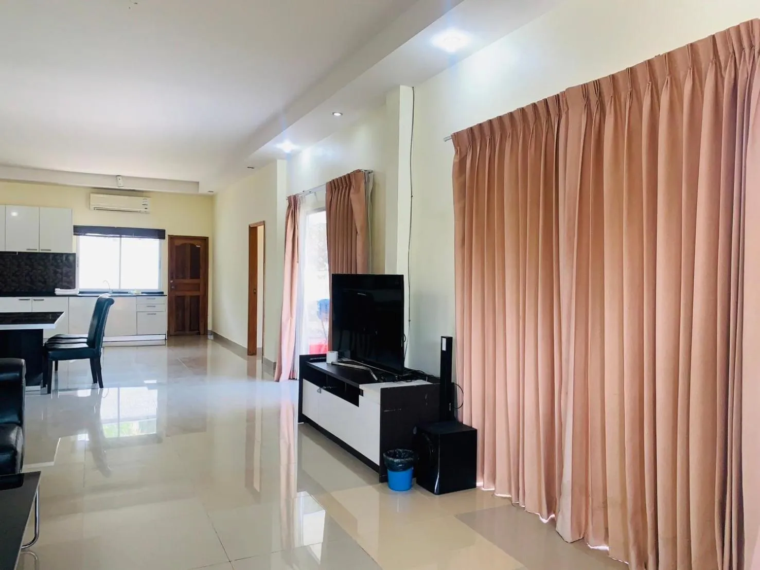 Guests in Unique Pool Villa Resort