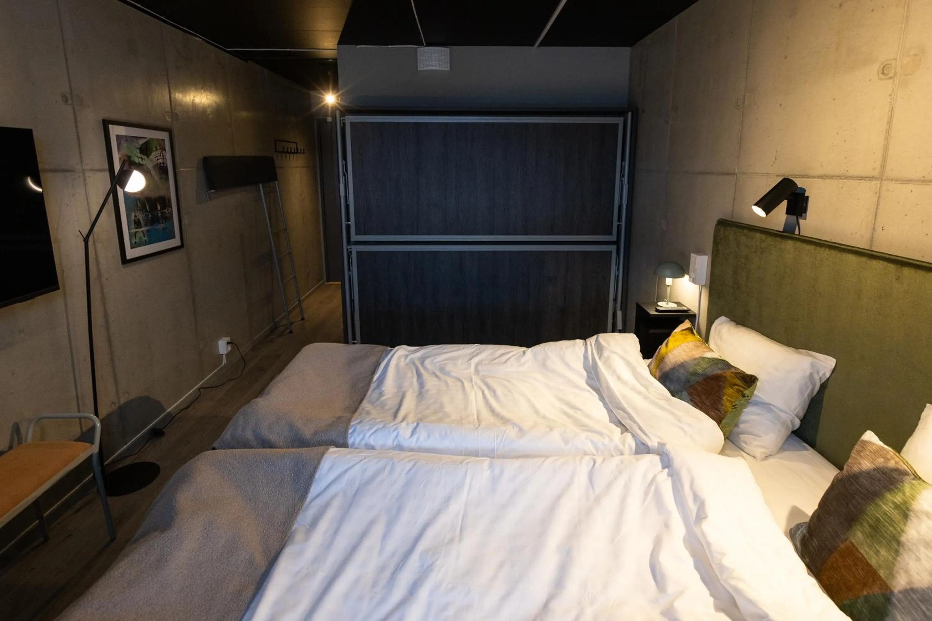 Bedroom, Bed in Playhotel