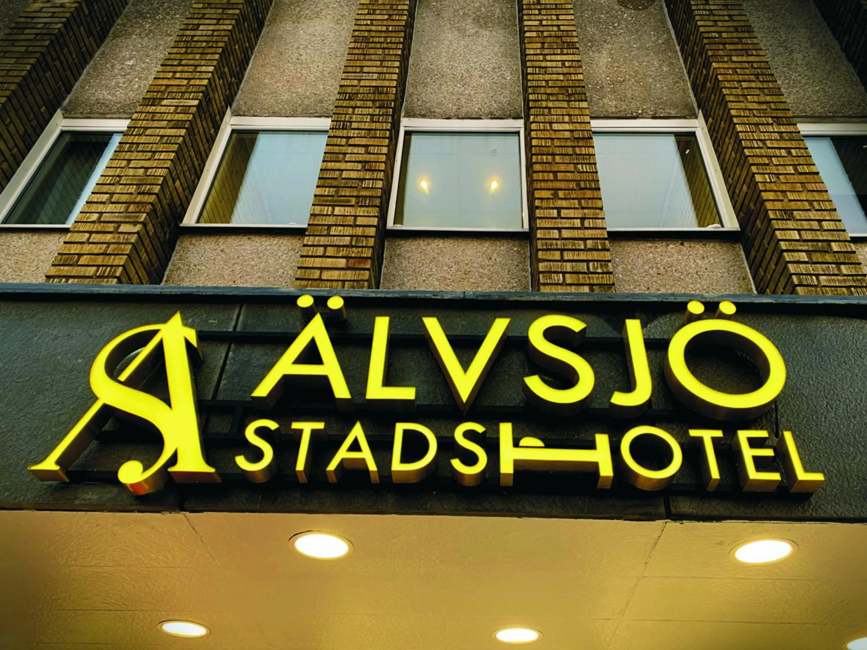 Property logo or sign in Älvsjö stadshotell