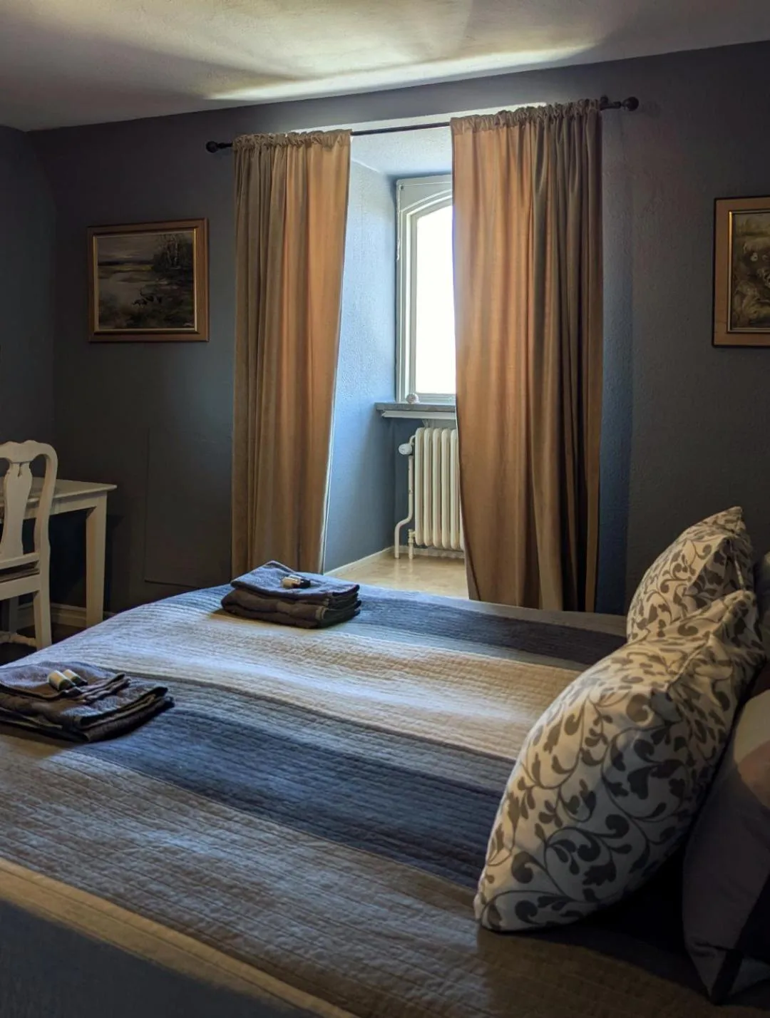 Bed in Brunsbo G:a Biskopsgård Hotell & Konferens