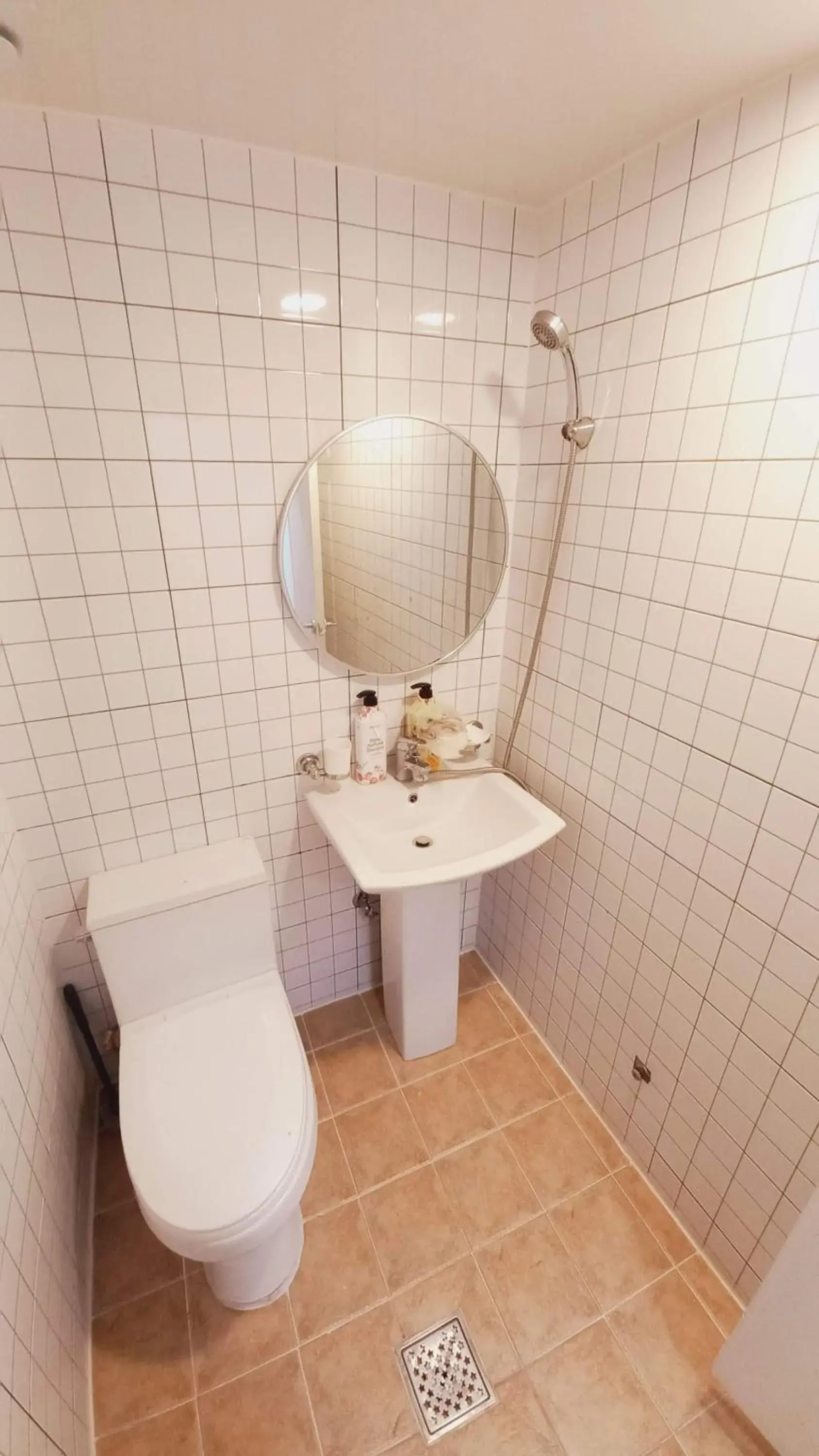 Double Room with Private Bathroom in G Yongsan Inn Double Room with Private Bathroom in G Yongsan Inn