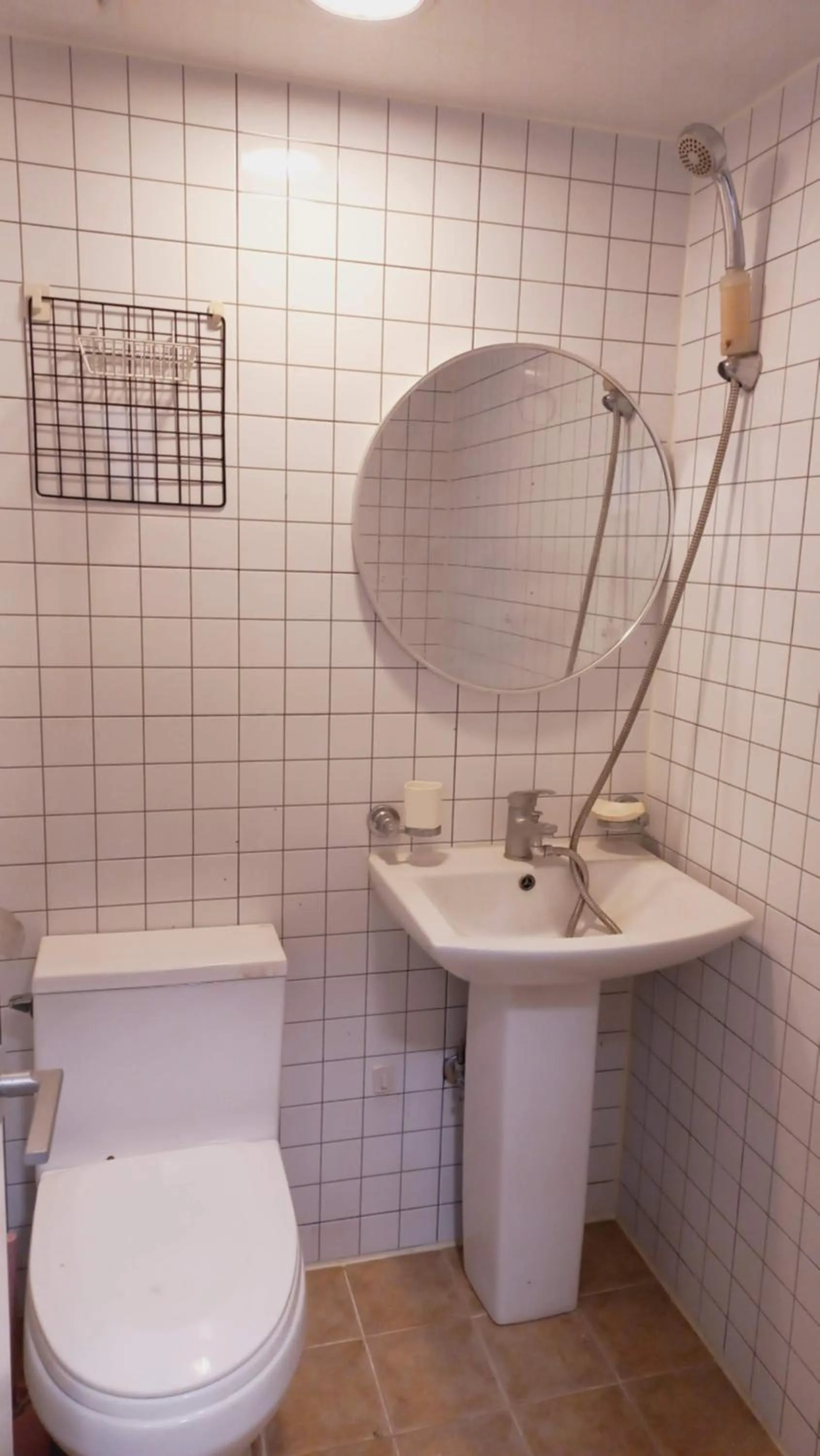 Bathroom in G Yongsan Inn