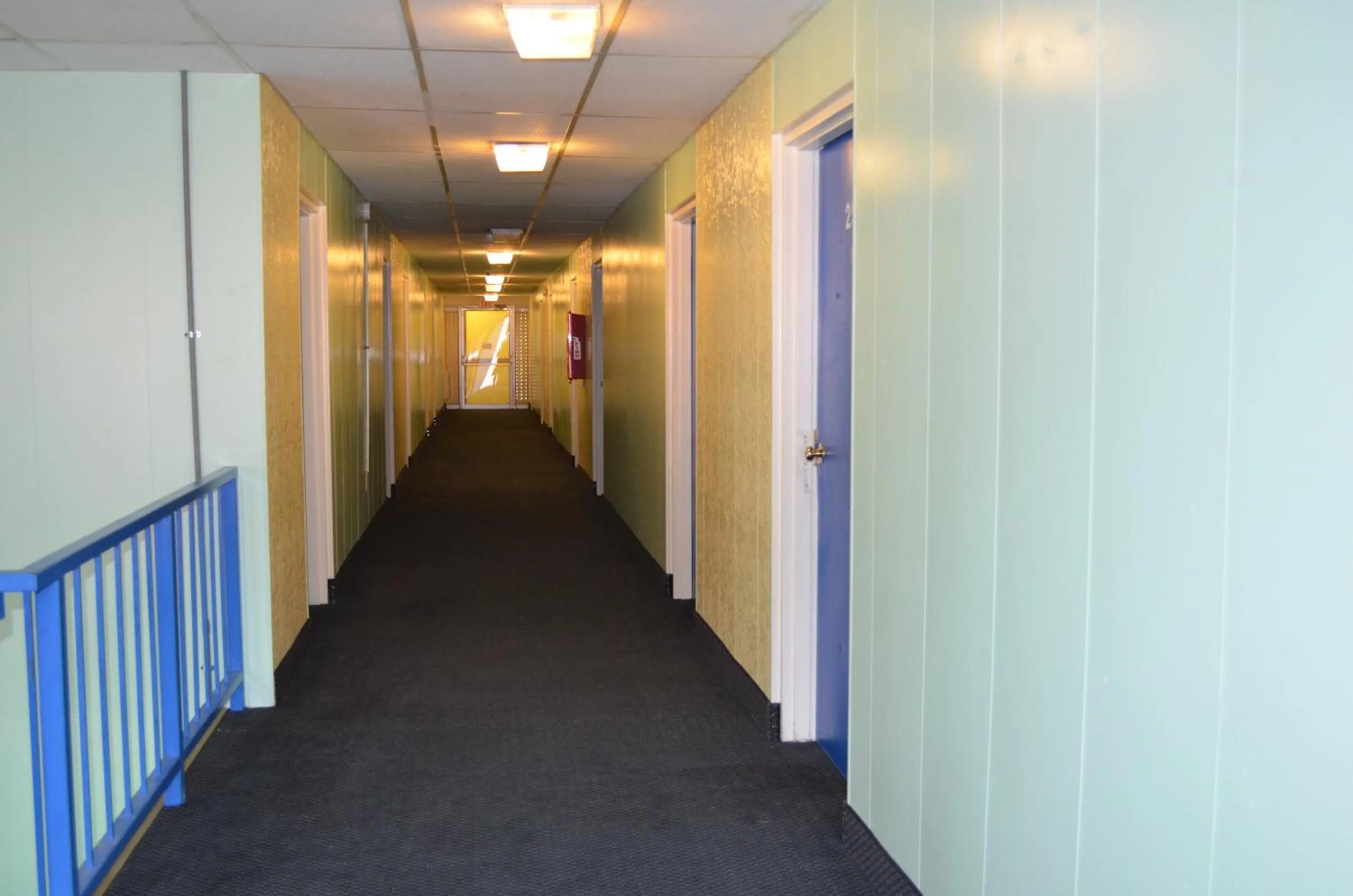 Property building in Economy Inn Bluefield